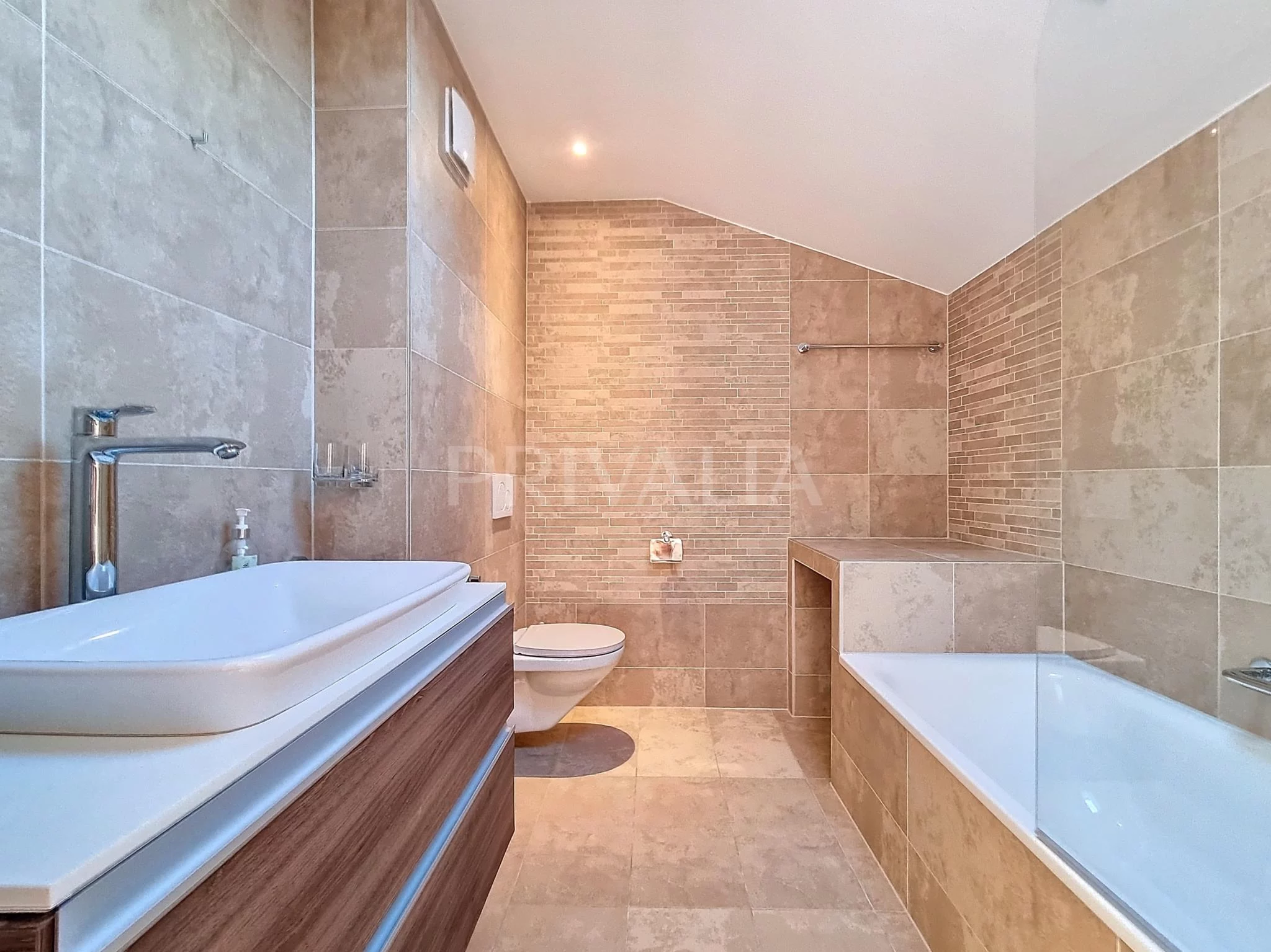 Exclusive: Contemporary Minergie villa in Grand-Saconnex