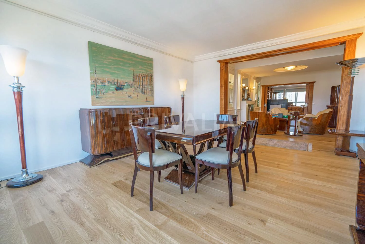 Superb crossing flat in a quiet and residential area