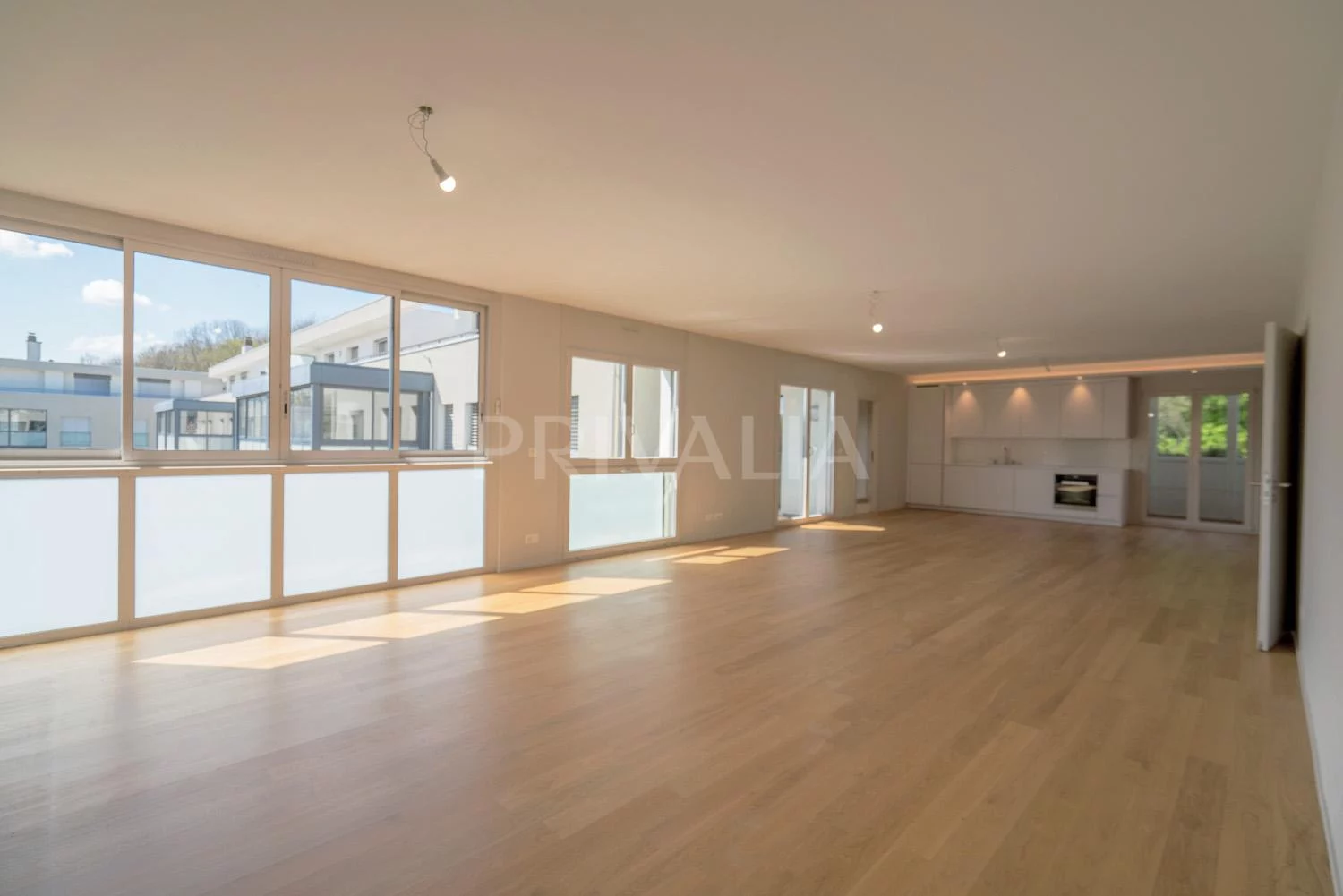 Magnificent flat in a secure residence