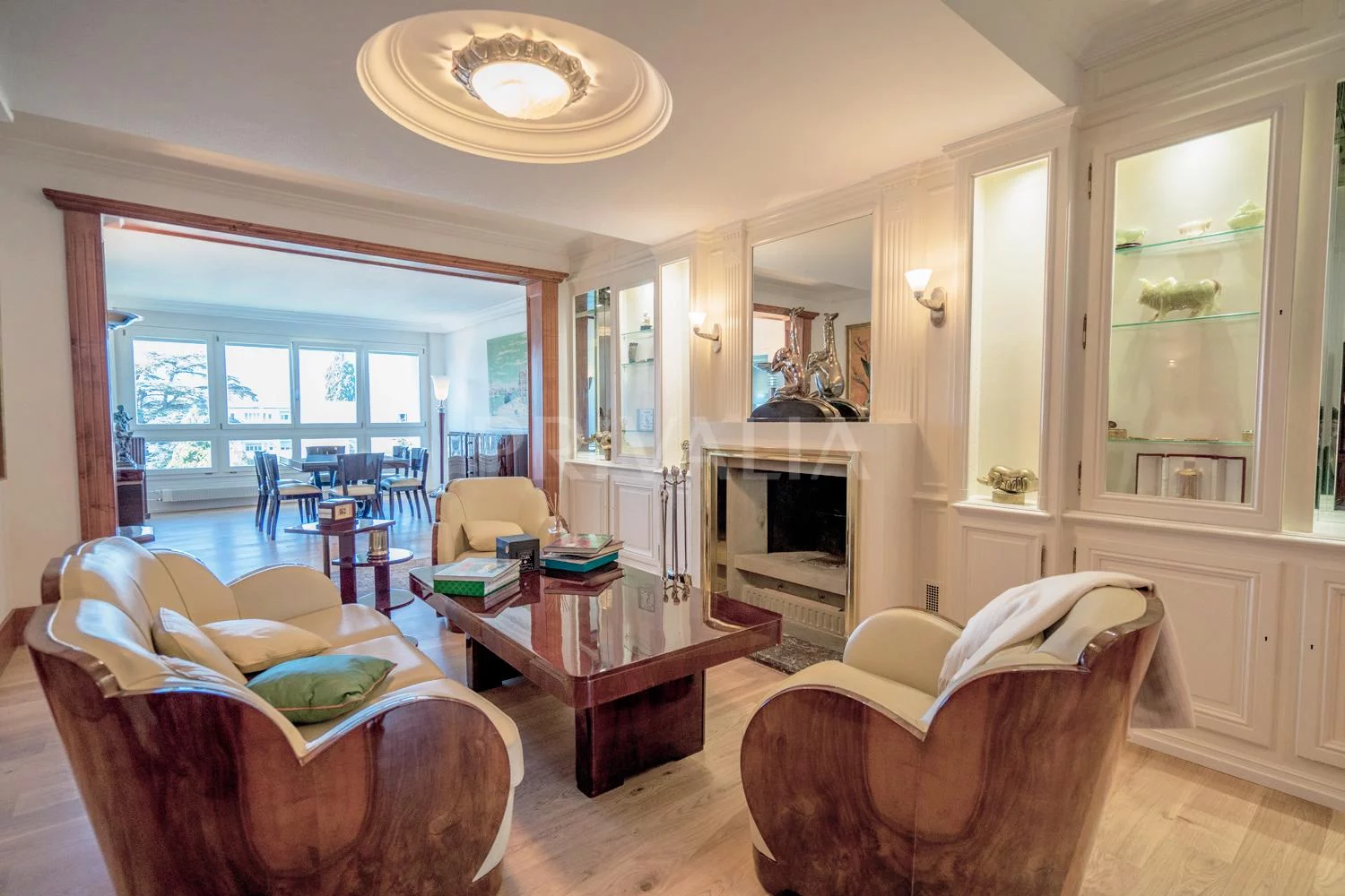 Superb crossing flat in a quiet and residential area