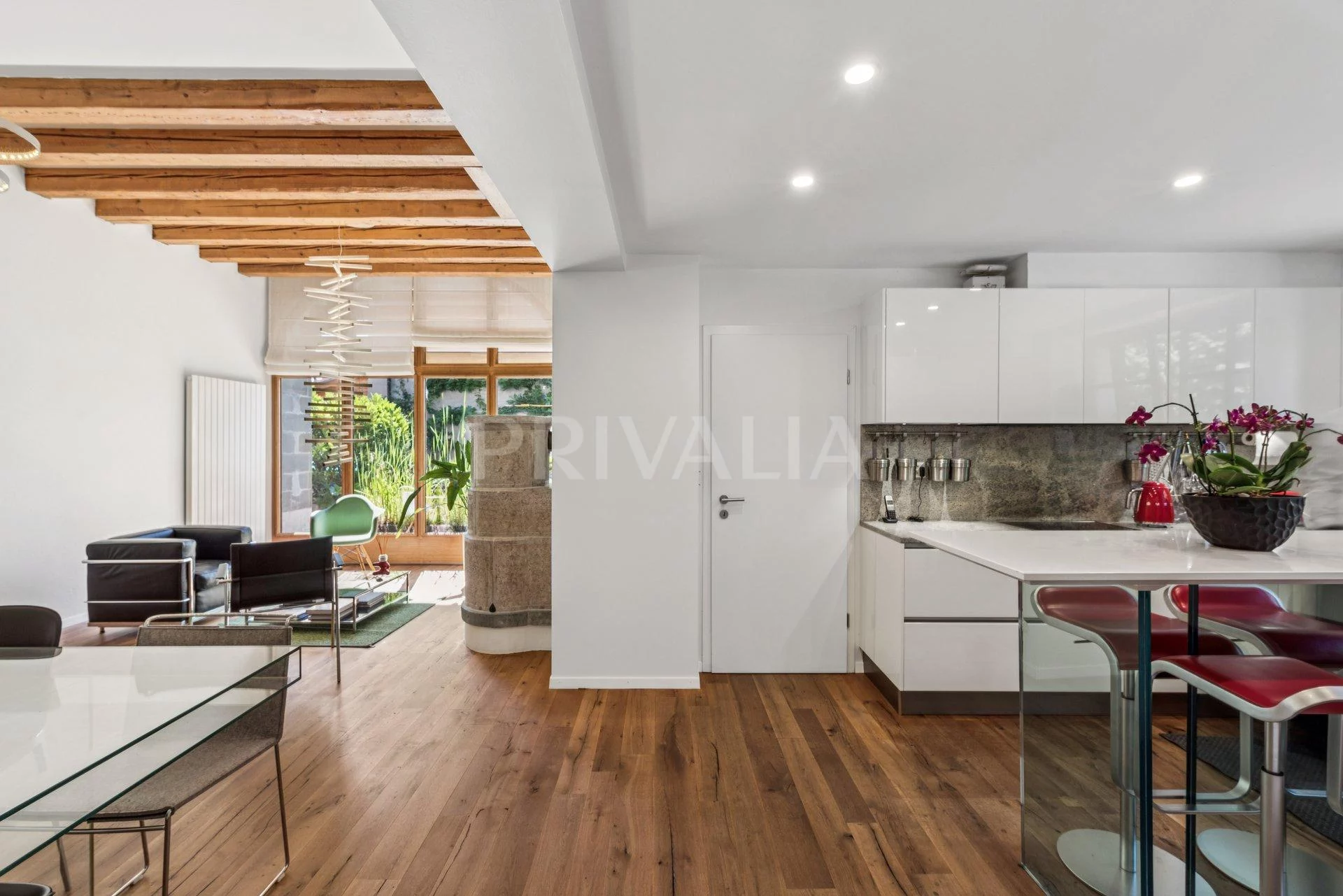 Maison villageoise spacieuse et lumineuse au cœur de Soral