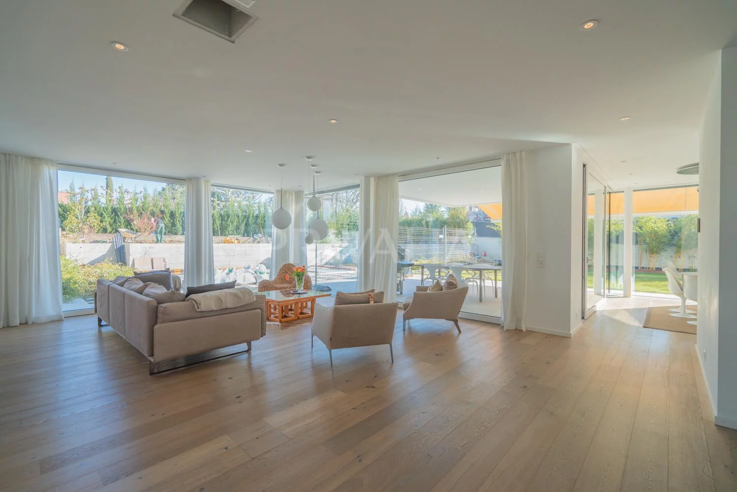 Luxury contemporary furnished property with swimming pool