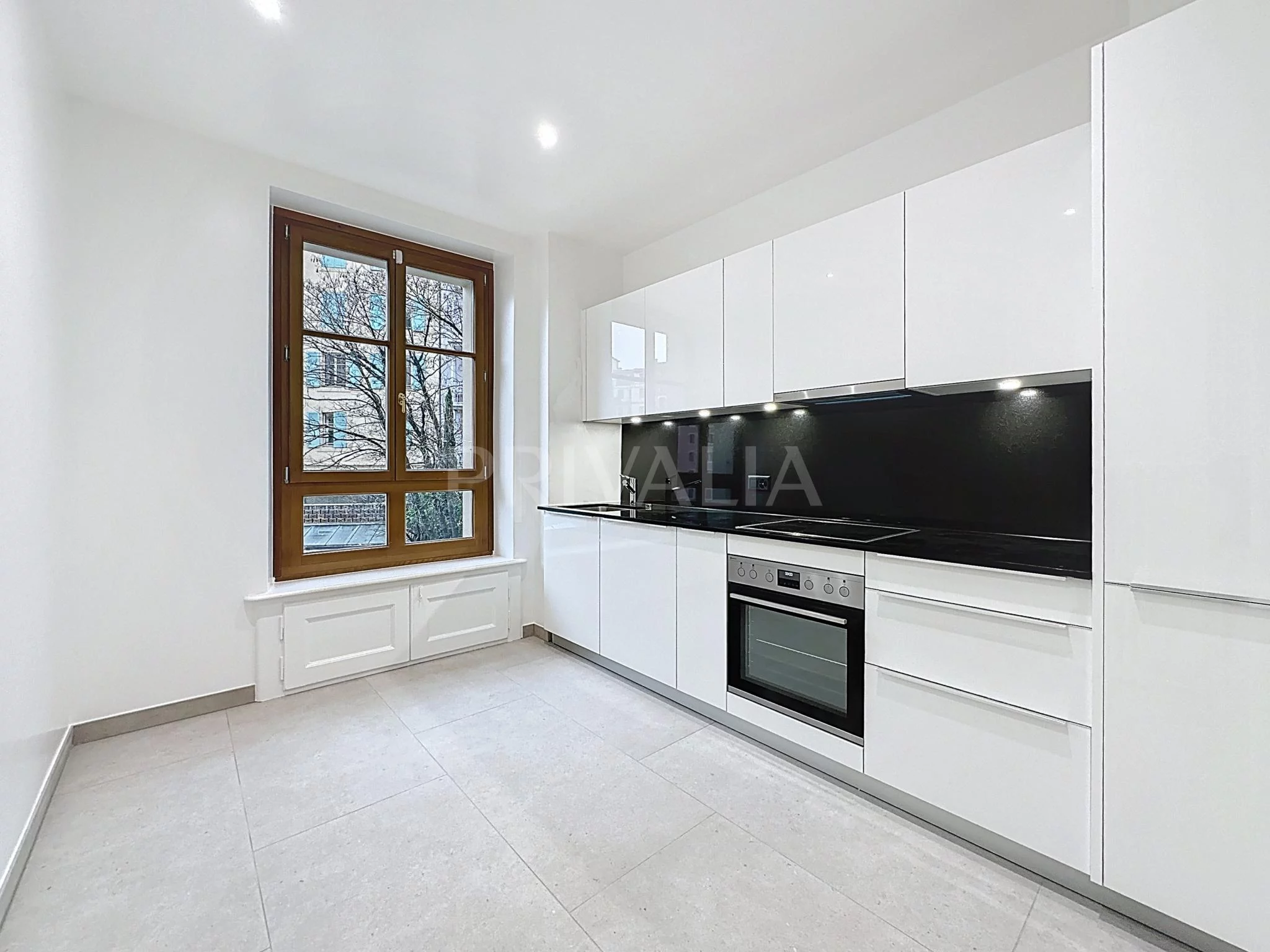 Beautiful apartment in the Tranchées neighbourhood