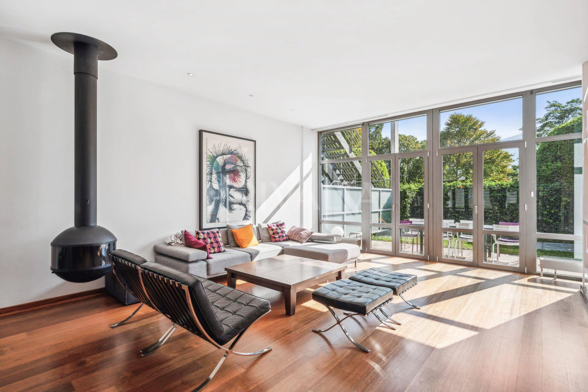 Superb furnished loft with garden and rooftop