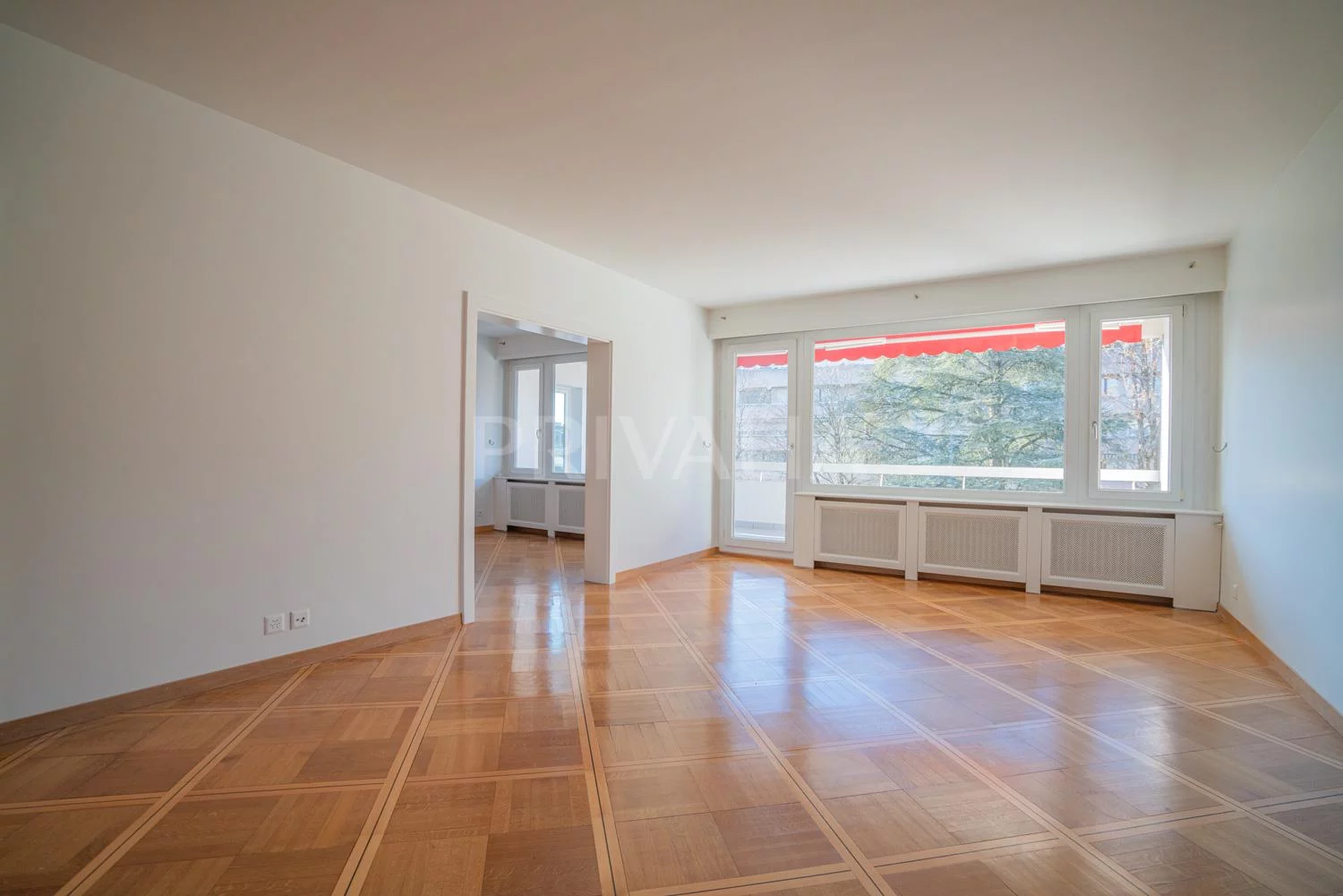 Magnificent crossing flat in a green environment in the heart of Florissant