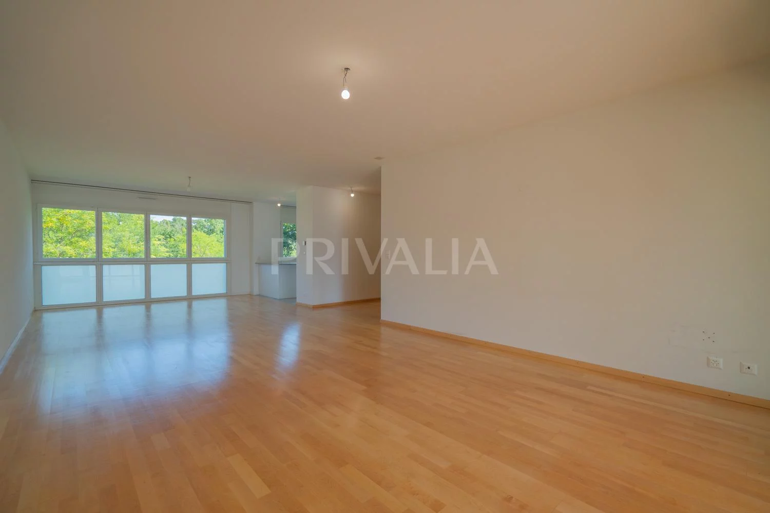 BEAUTIFUL 286 SQM DUPLEX ON THE TOP FLOOR