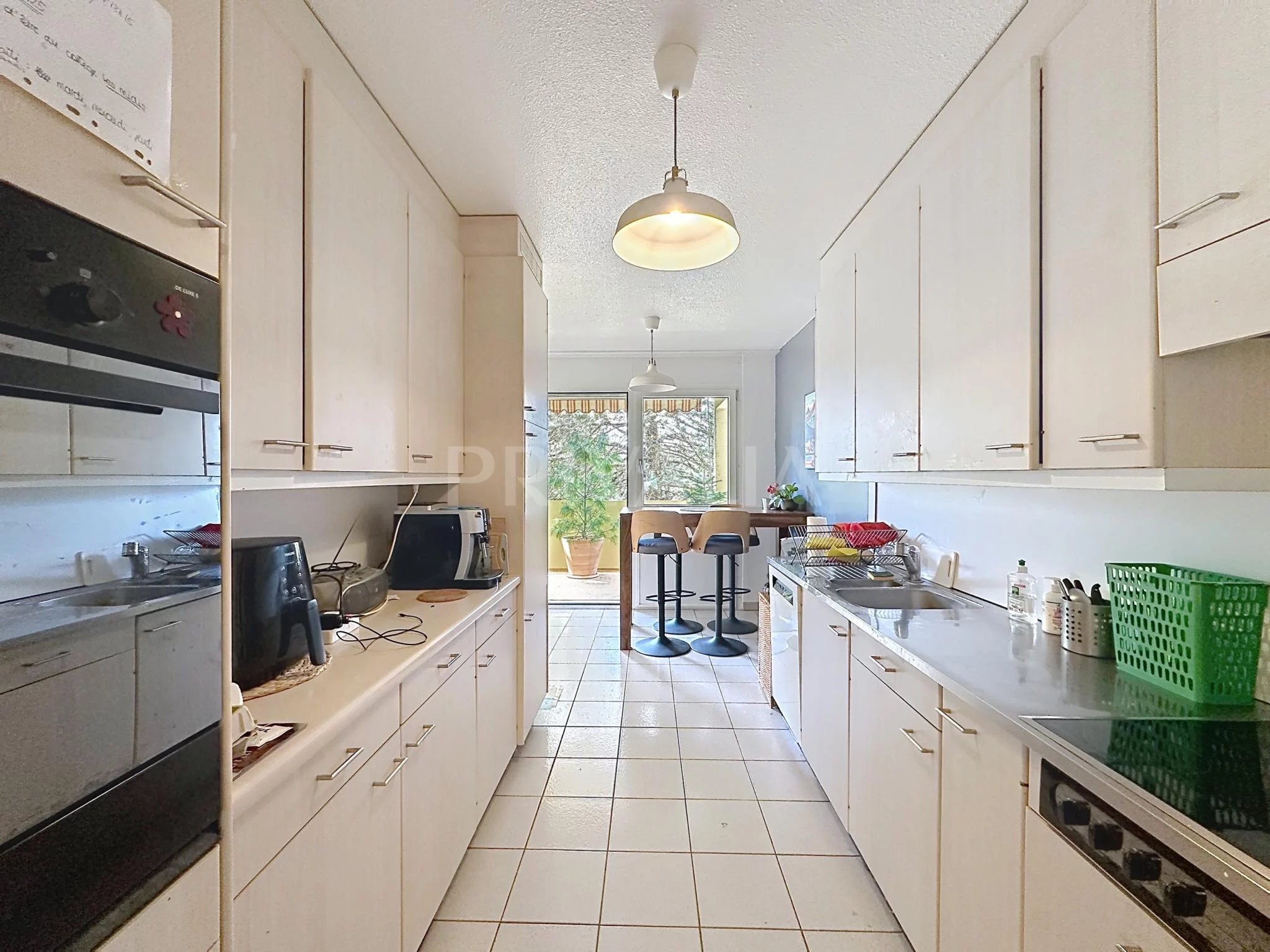 A beautiful bright flat in Bernex