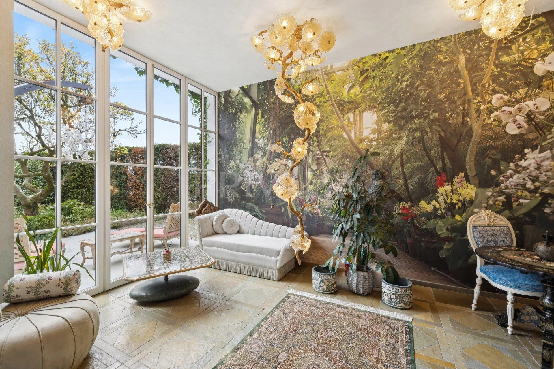 Exceptional property in Jouxtens-Mézery