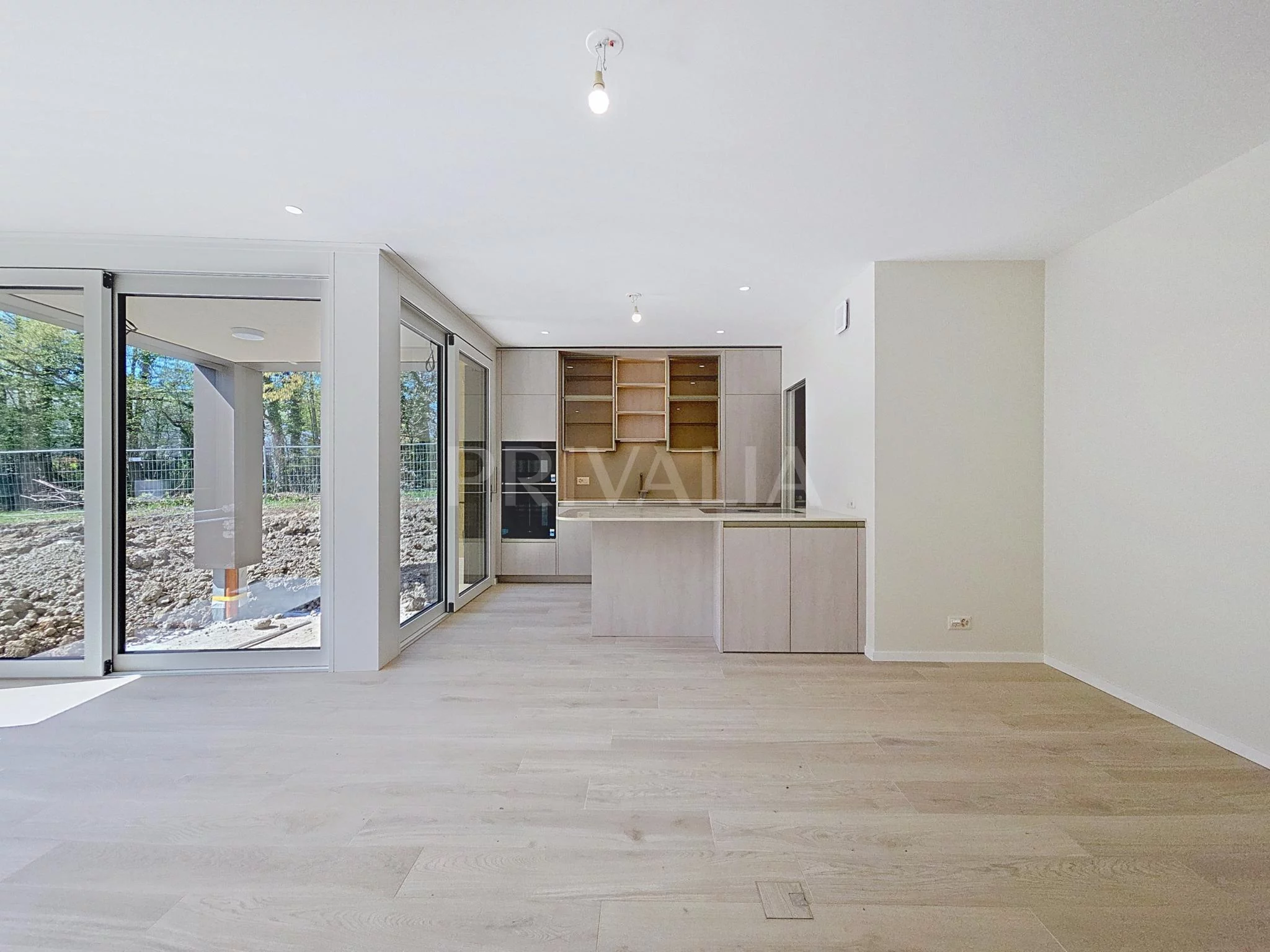 Superb new ground floor apartment in a new low-energy consumption residence