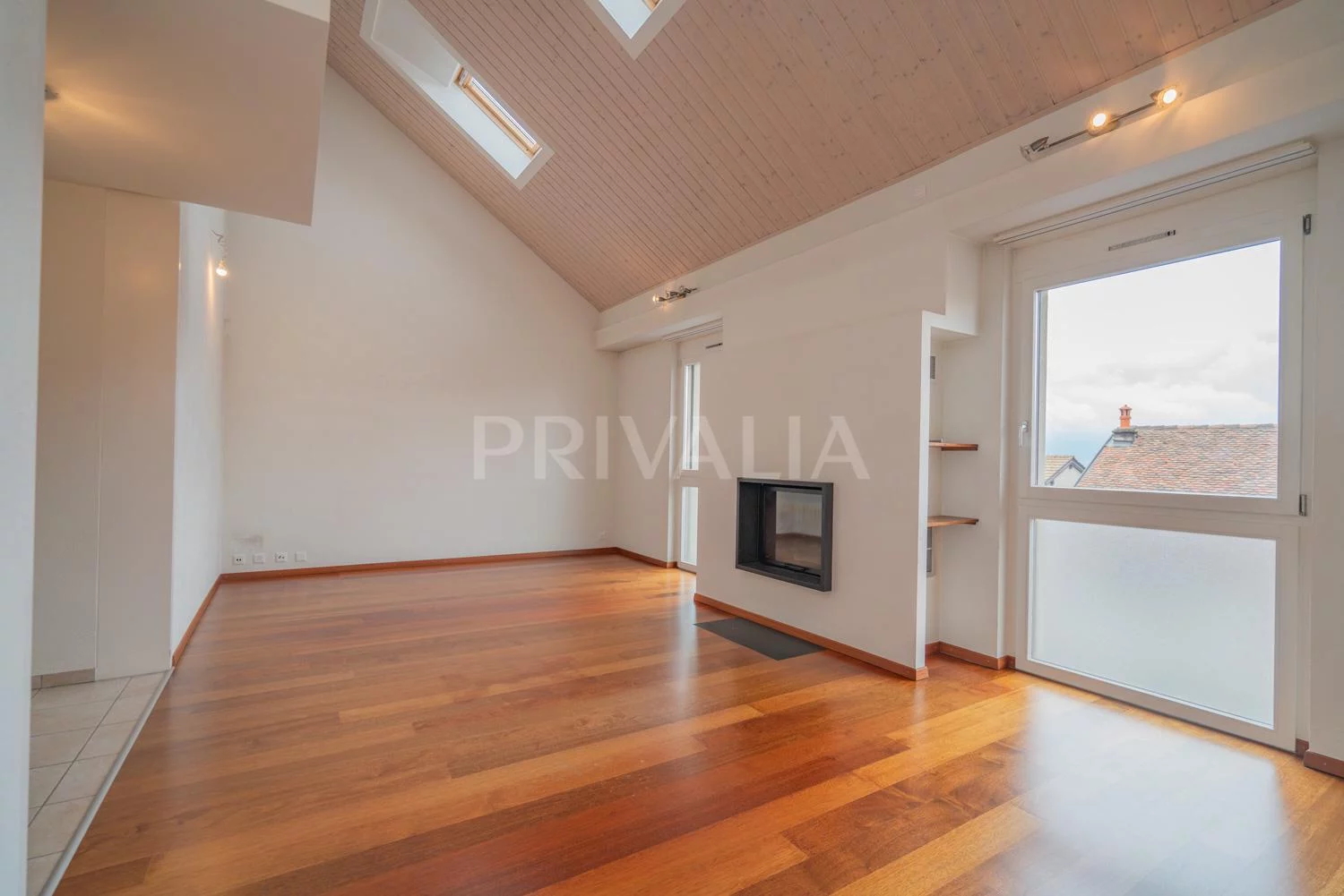 Superb bright flat in the heart of Bernex