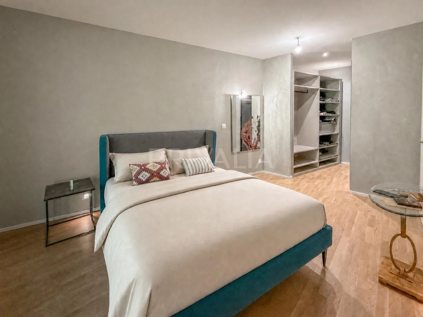 Elegant 5‑room apartment with a private terrace in the heart of Chambésy