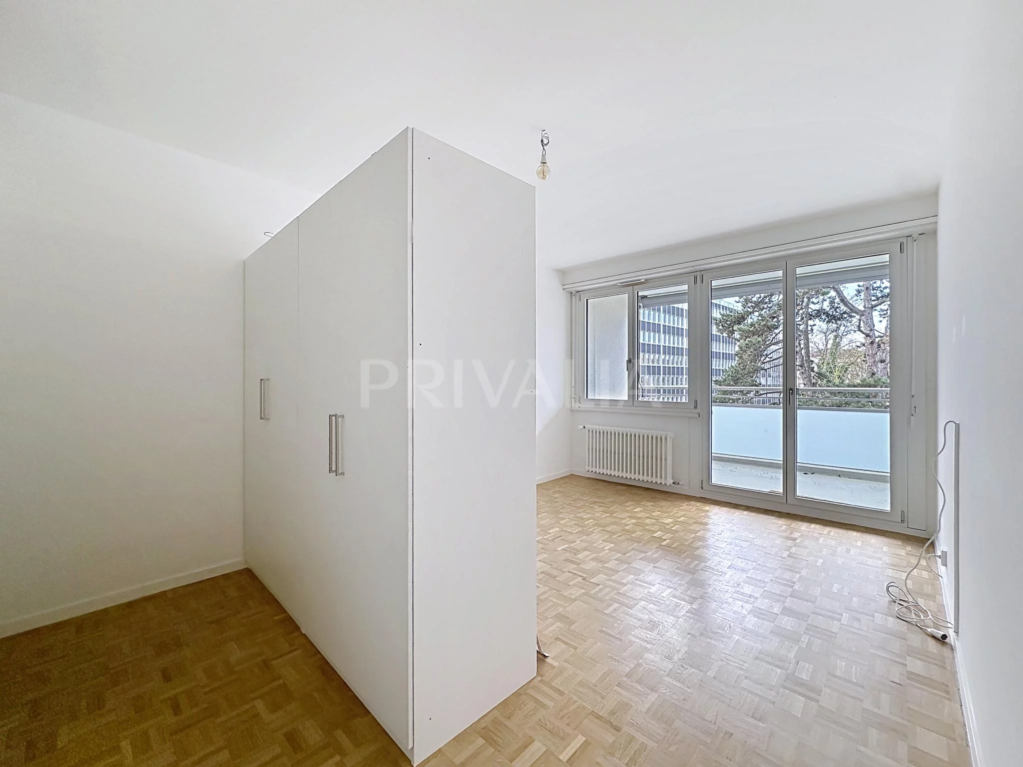 Magnifique appartement traversant situé au cœur de Malagnou