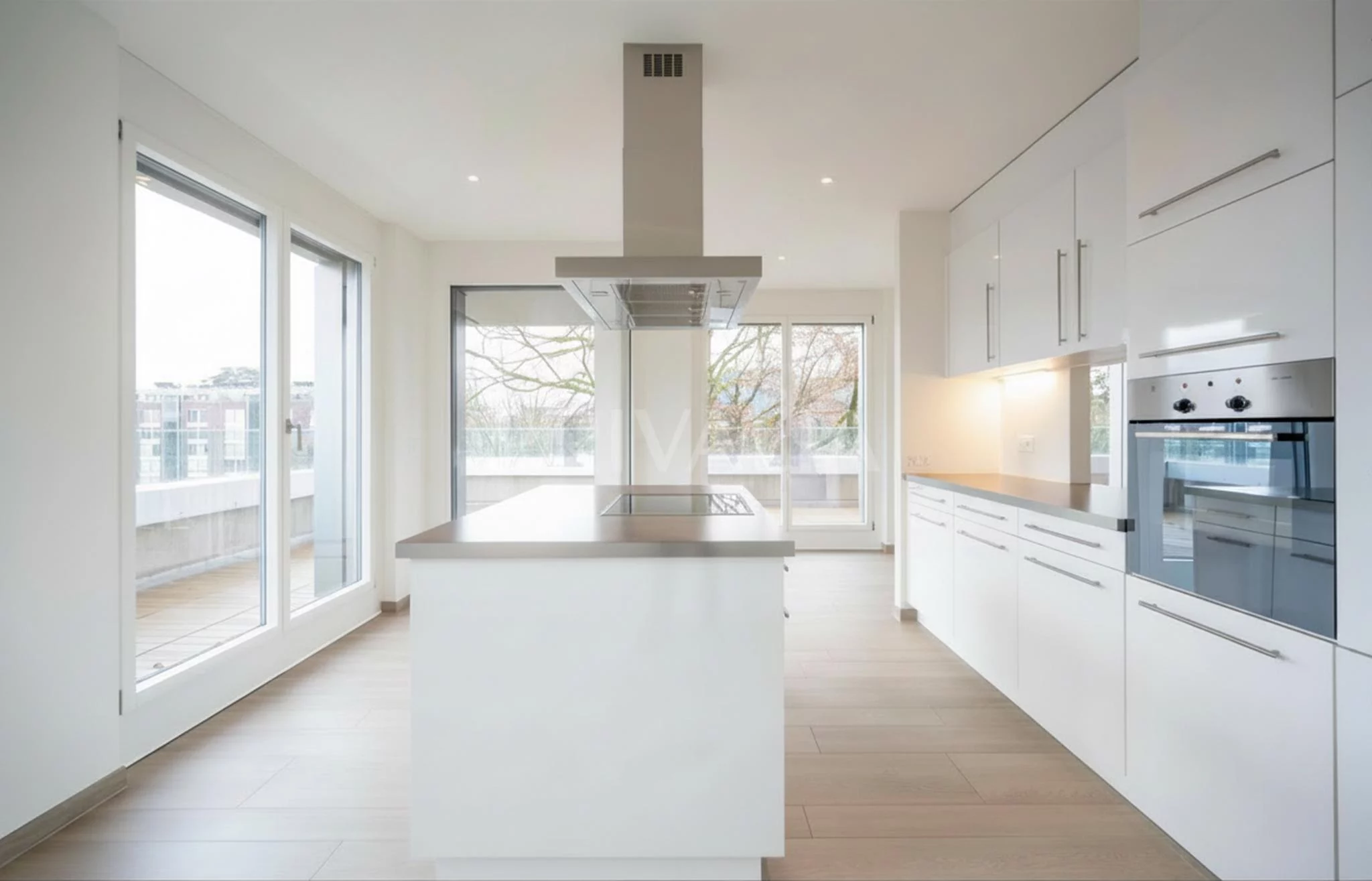 Exceptional contemporary 7-room apartment