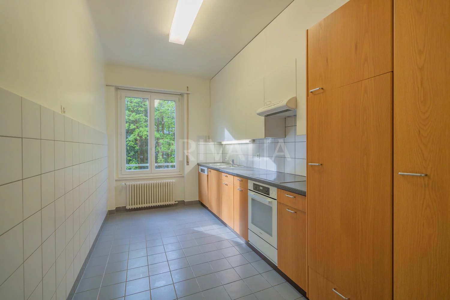 Bel appartement traversant au coeur de Malagnou
