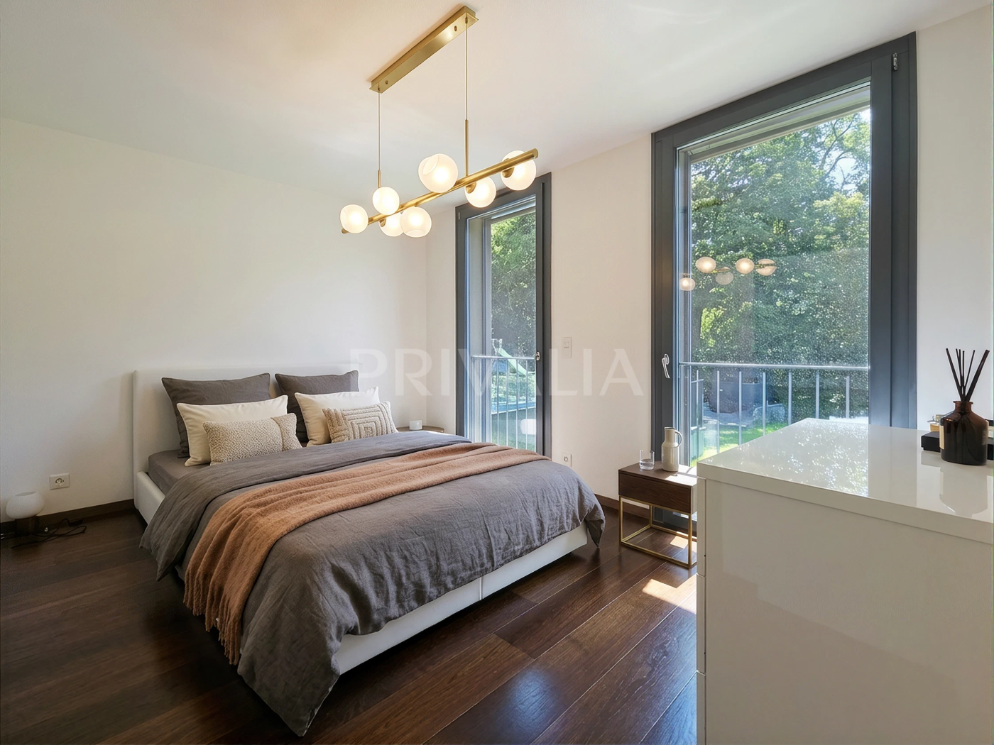 Stunning High-End Semi-Detached Villa