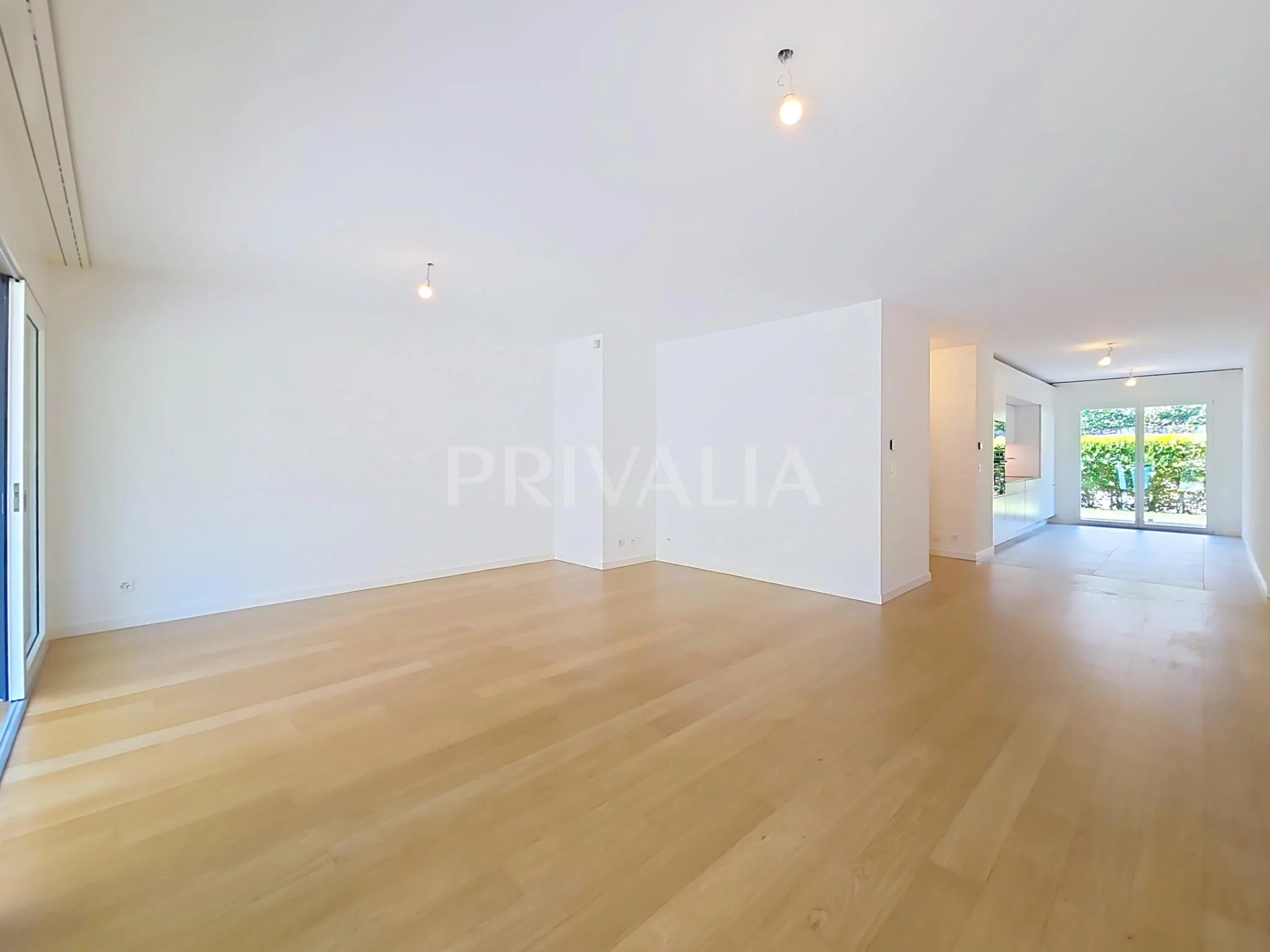 BEAUTIFUL 286 SQM DUPLEX ON THE TOP FLOOR