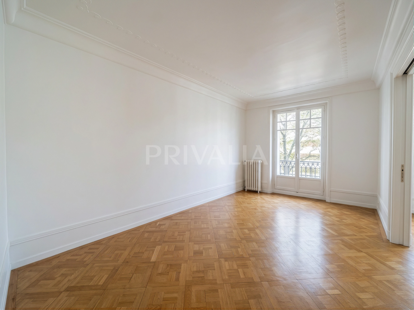 Beautiful crossing apartment in Florissant – Tranchées