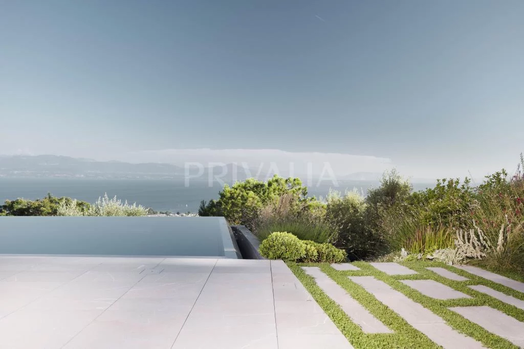 Exceptional contemporary property with panoramic views over Lake Geneva