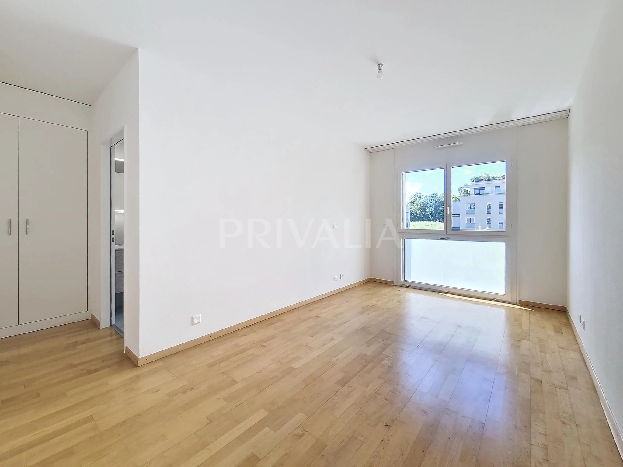 Bel appartement de 6,5 pièces avec jardin de 194 m2