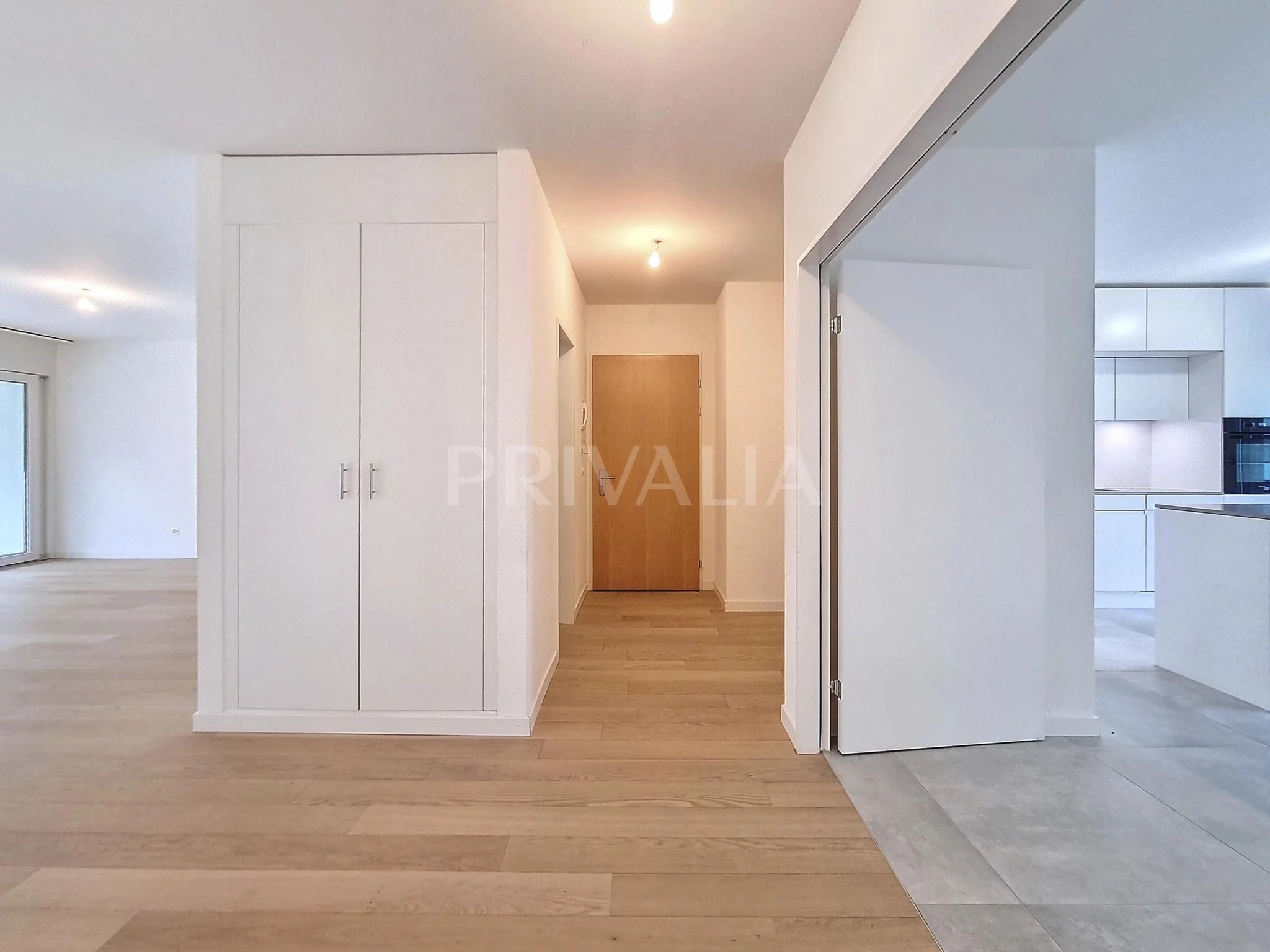 Superbe appartement de 6,5 pièces au 2ème étage d&rsquo;une résidence de standing