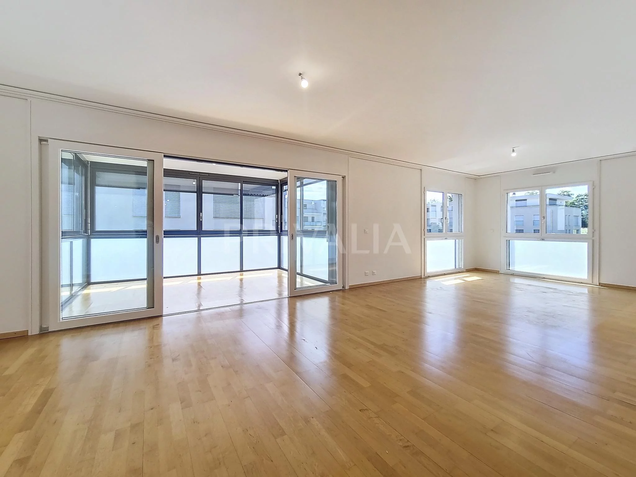 Bel appartement de 6,5 pièces avec jardin de 194 m2