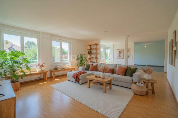 PrivaliaEn exclusivité : Grand appartement à Sézenove