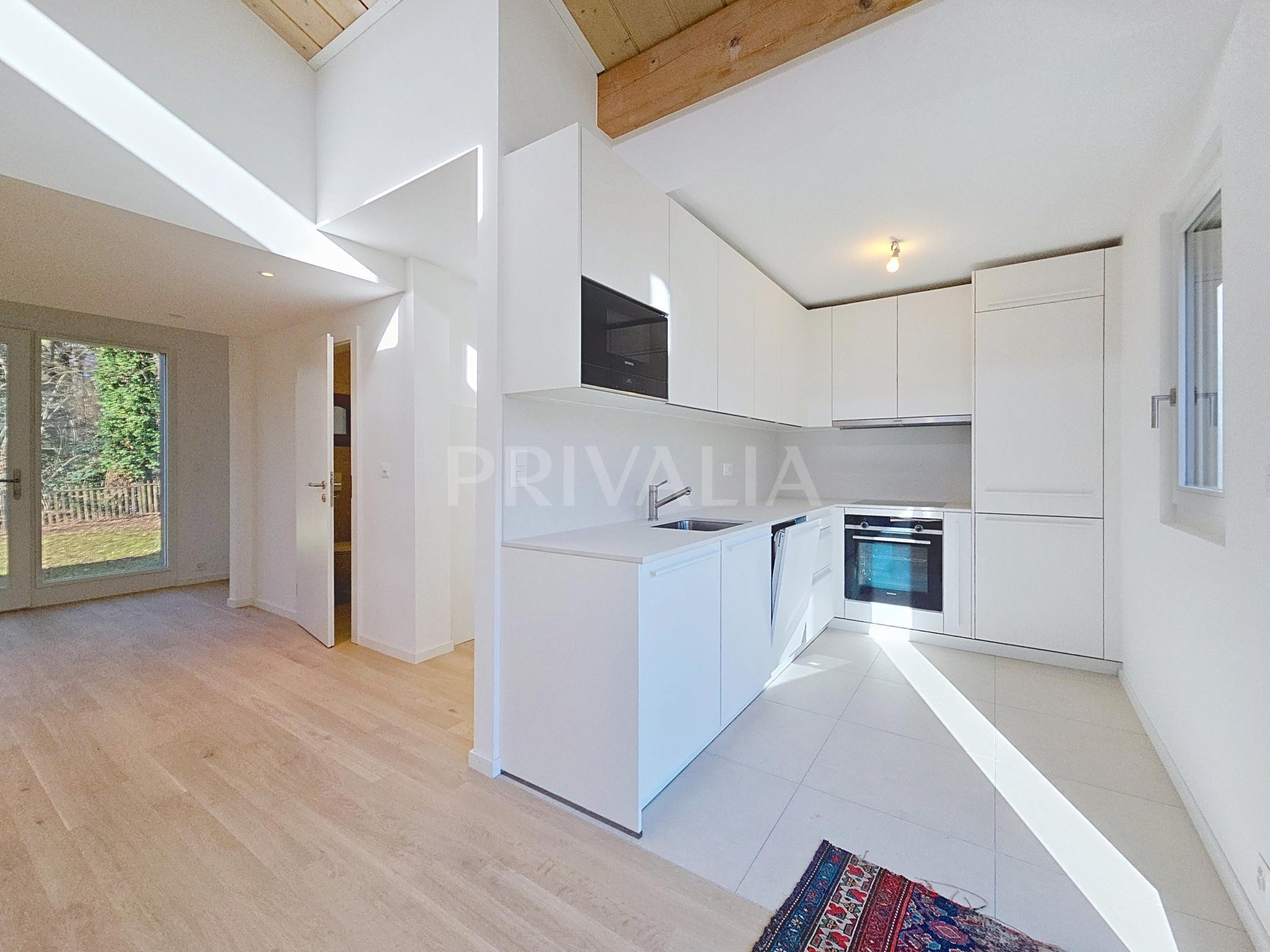 PrivaliaSuperbe appartement de 6 pièces + mezzanine avec jardin privatif