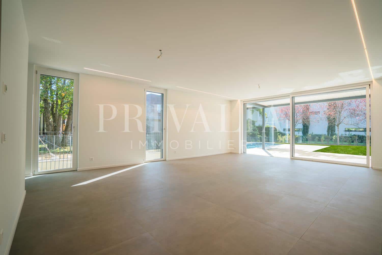 PrivaliaSplendid contemporary architect-designed villa in a residential area of Chêne-Bougeries