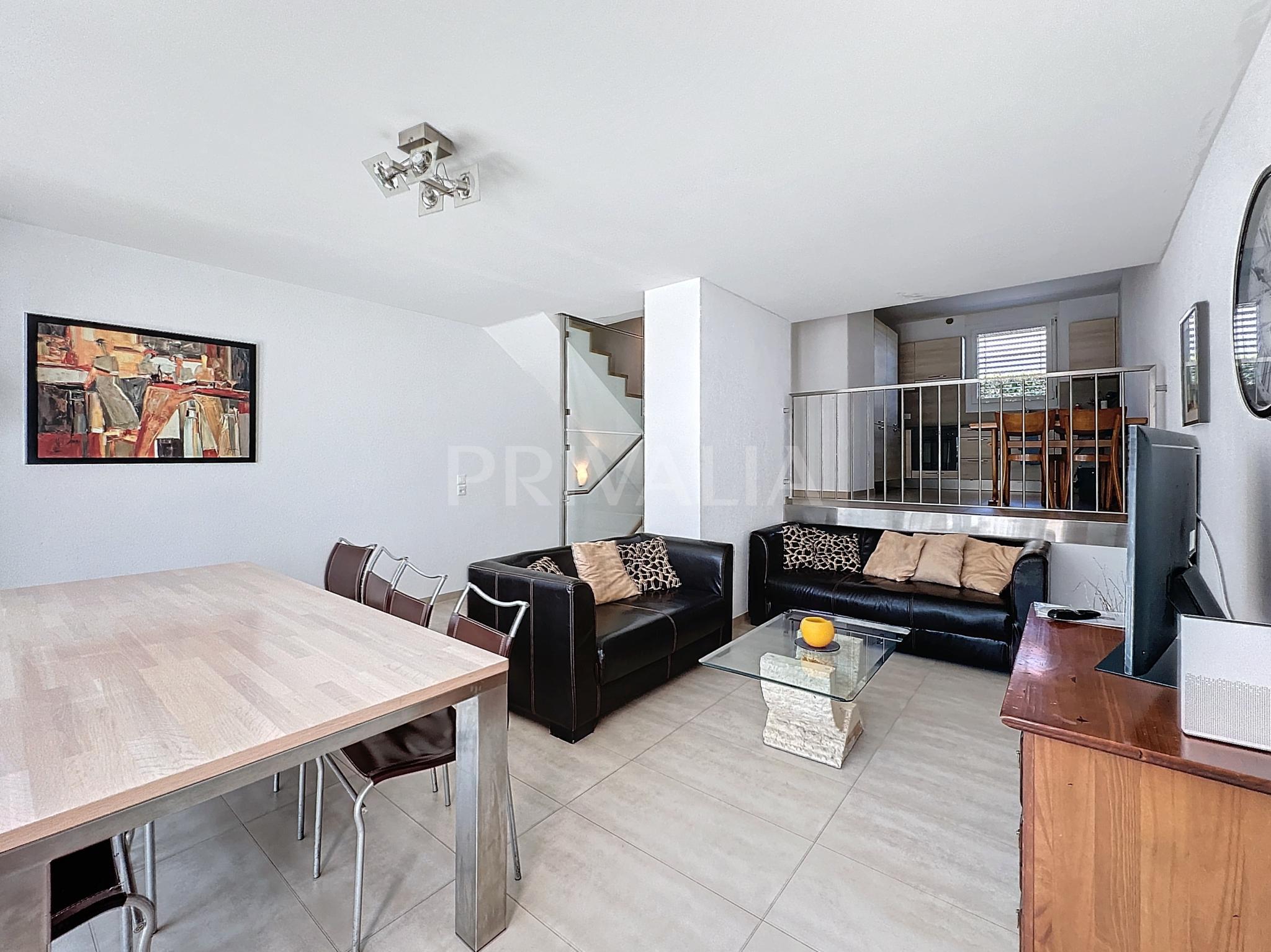 PrivaliaElégante villa contemporaine contiguë sur les hauteurs de Morges