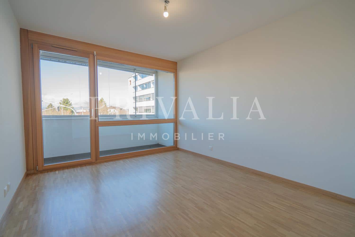 PrivaliaBel appartement de 5 pièces à proximité des Organisations Internationales