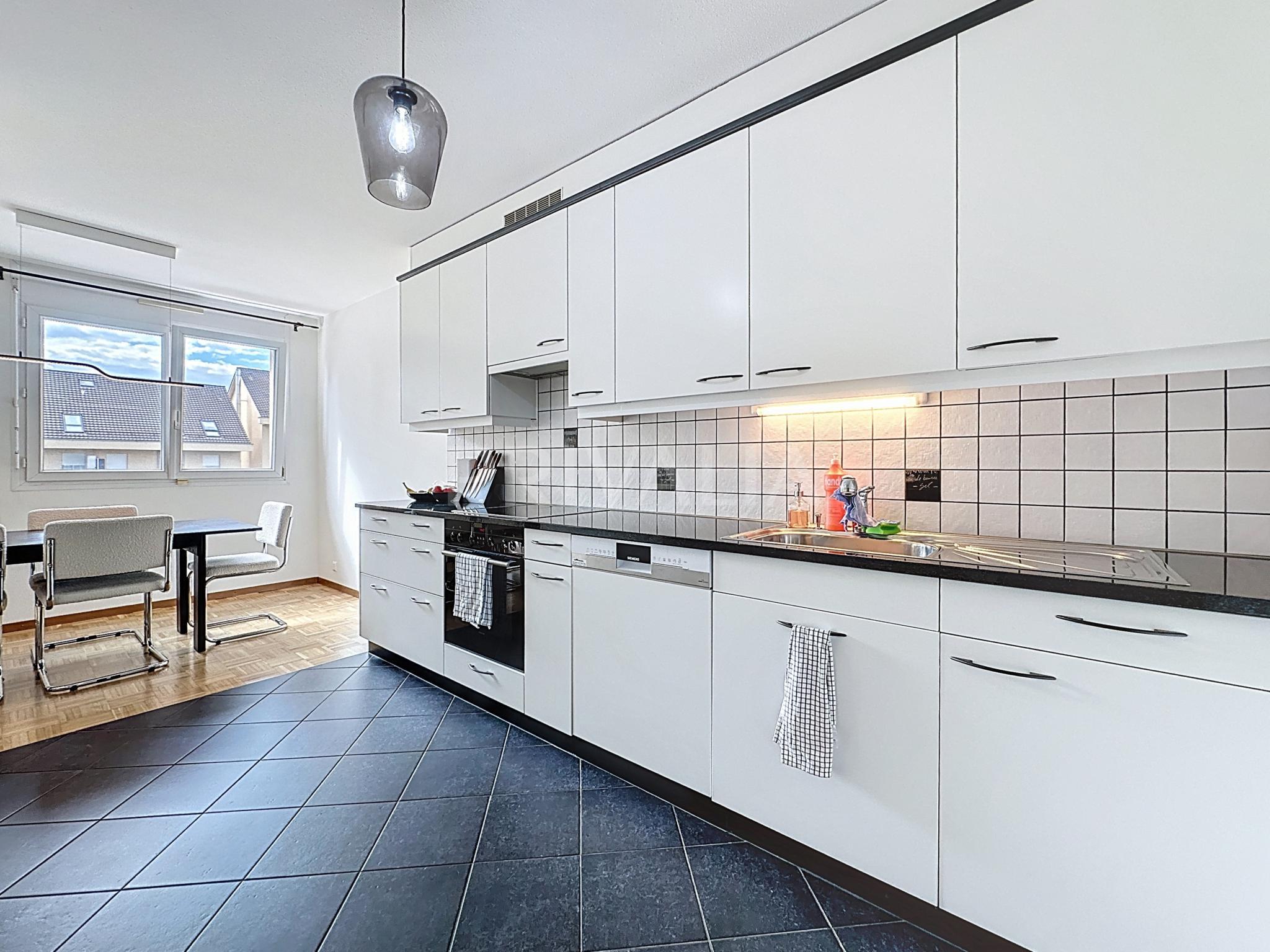 PrivaliaBel appartement avec balcon et vue dégagée