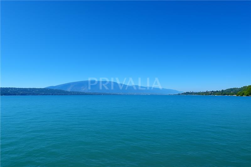 PrivaliaPropriété d’exception au bord du lac