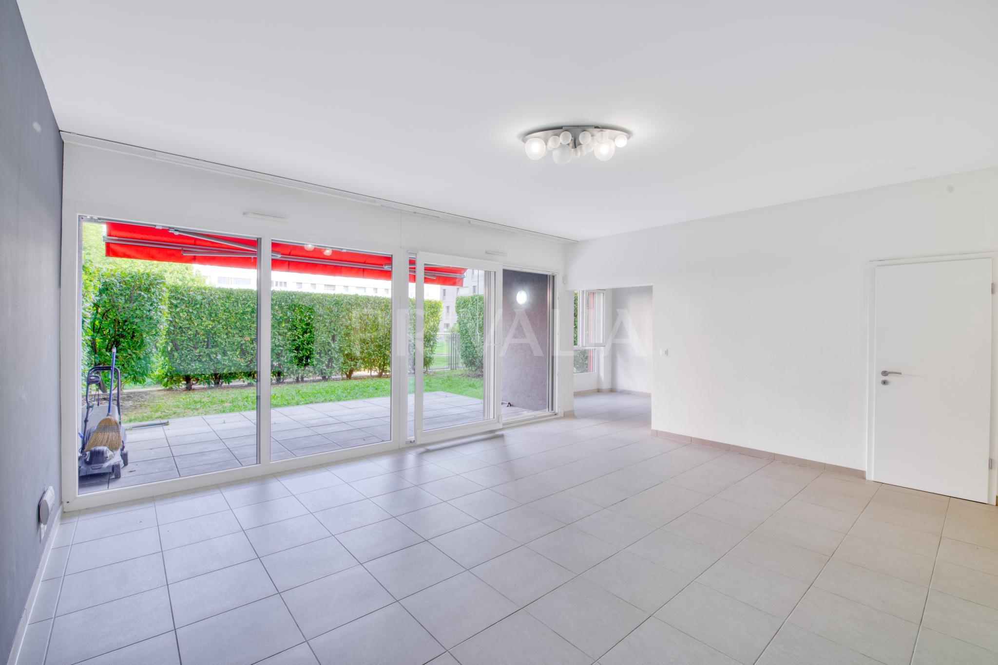 PrivaliaAppartement de 4 pièces au rez-de-chaussée / vente en droit de superficie