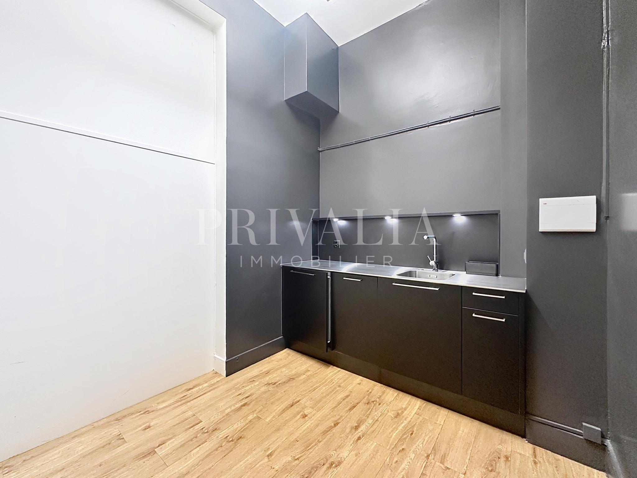 PrivaliaMagnifiques bureaux dans un immeuble de prestige au coeur du quartier de l’Église Russe