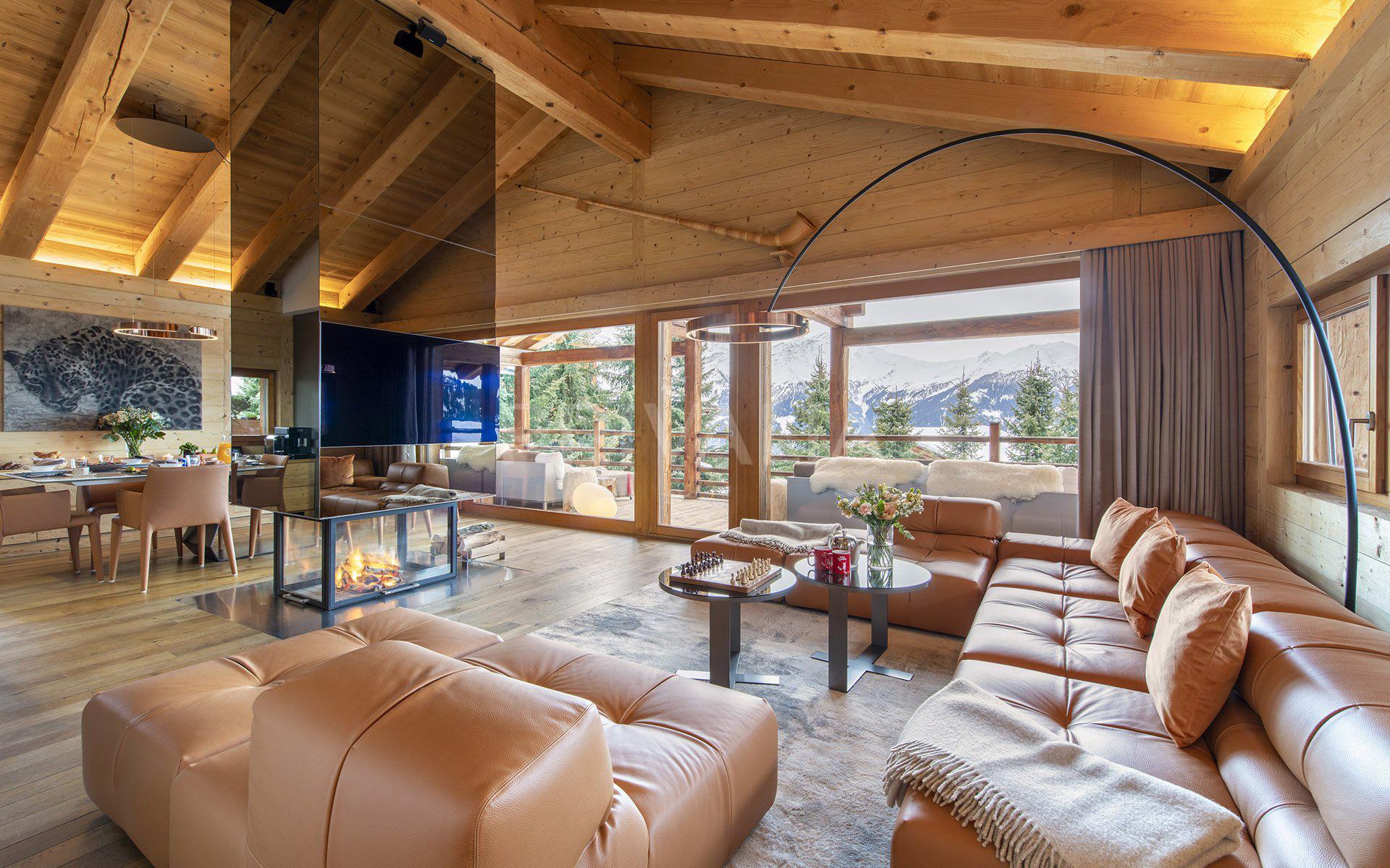 PrivaliaPropriété d’exception avec spa, piscine intérieure et vue panoramique sur les Alpes