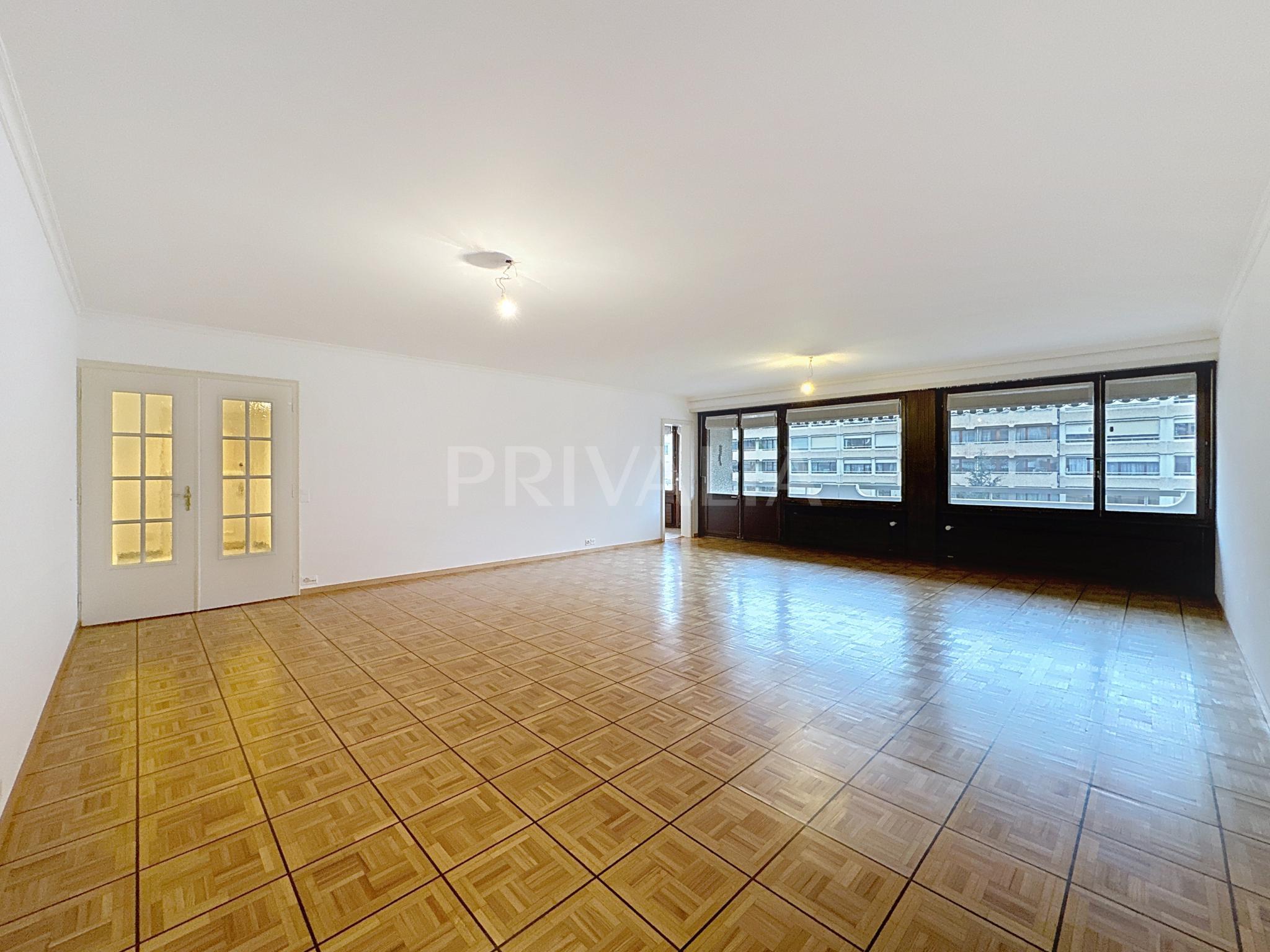 PrivaliaBel appartement traversant au cœur de Florissant