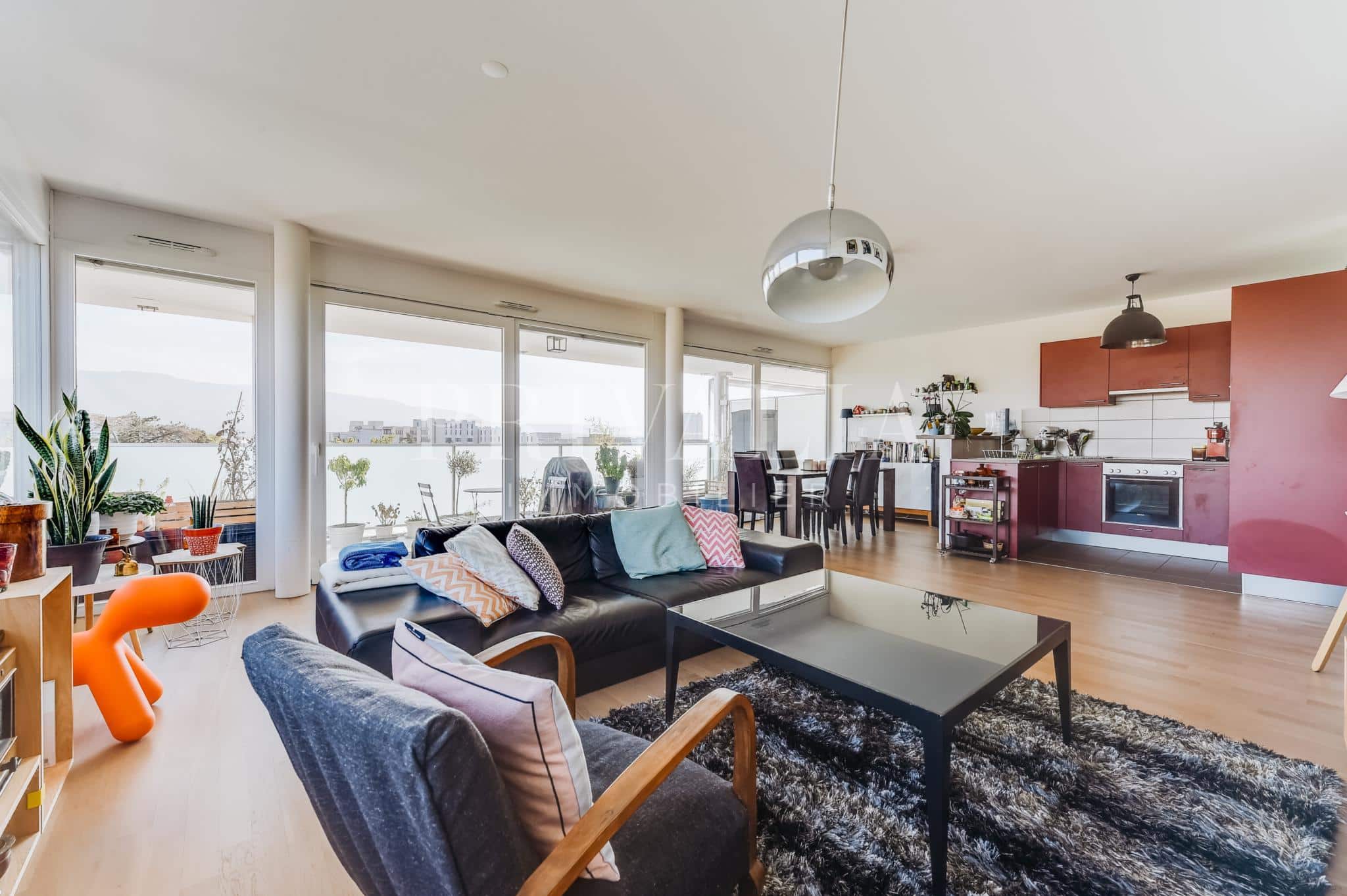 PrivaliaLovely attic with large terrace and superb unobstructed view