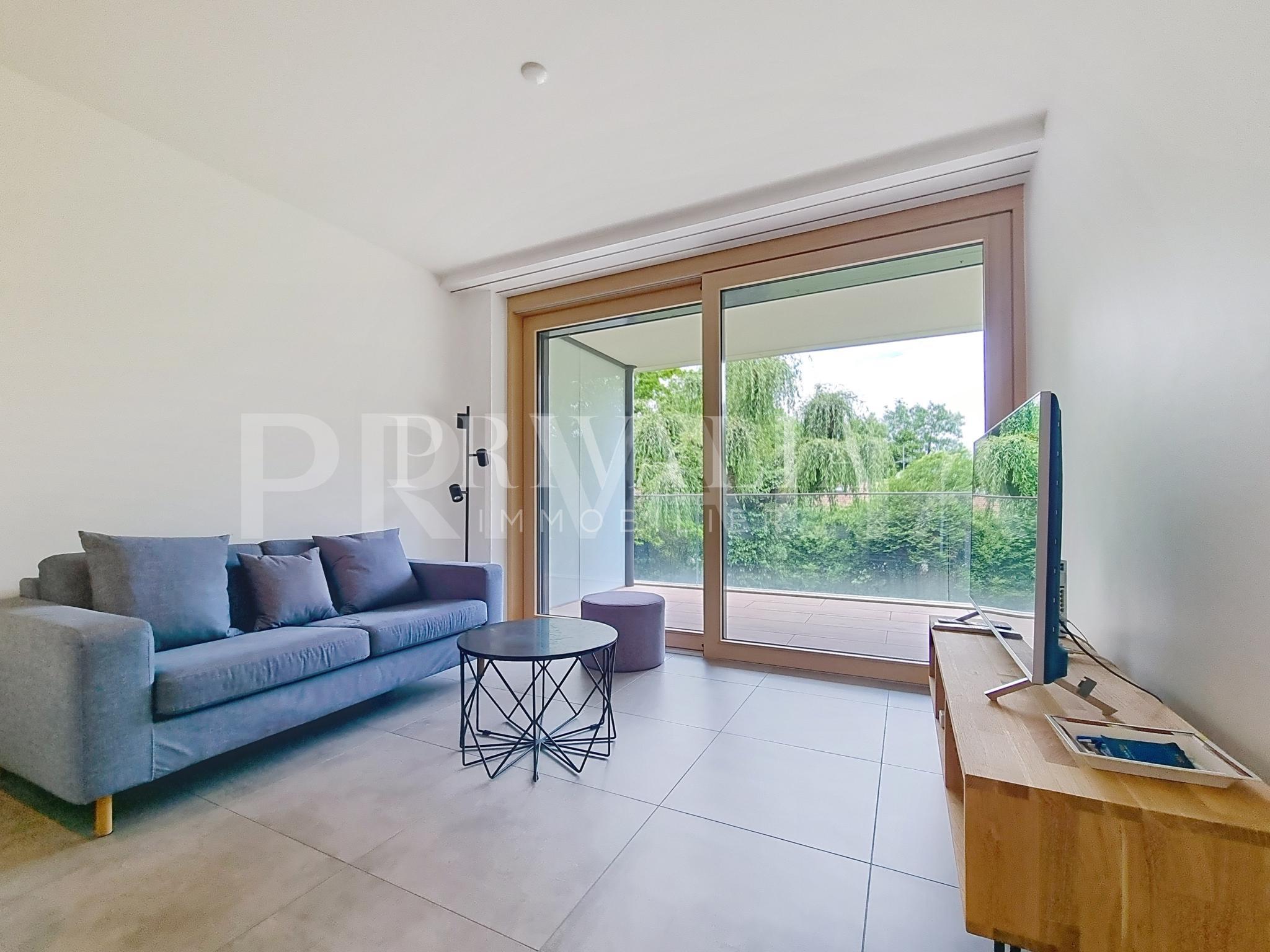 PrivaliaBeautiful furnished contemporary 3-room flat in a luxury residence