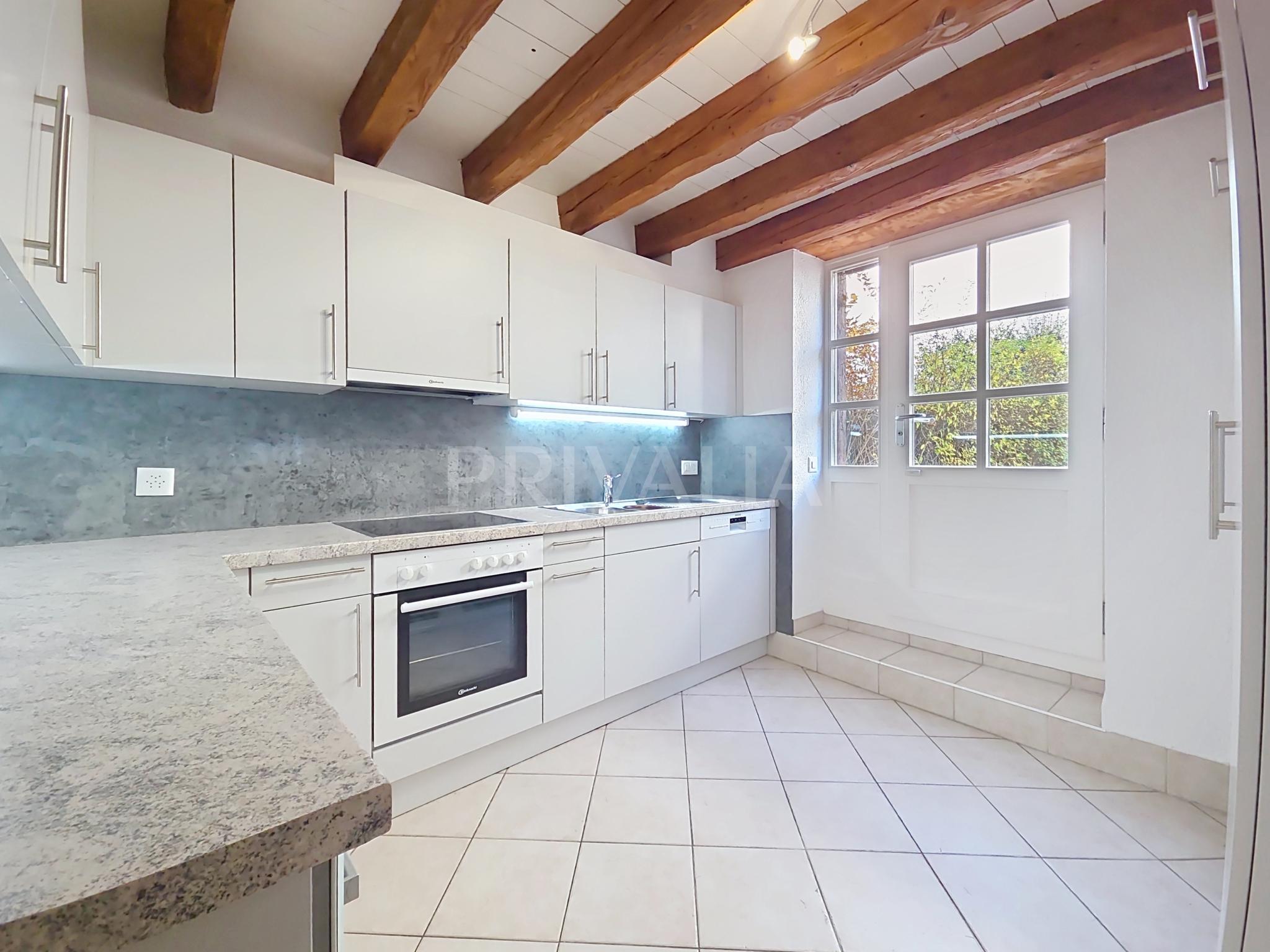 PrivaliaMaison villageoise récemment rénovée, au cœur de Bernex