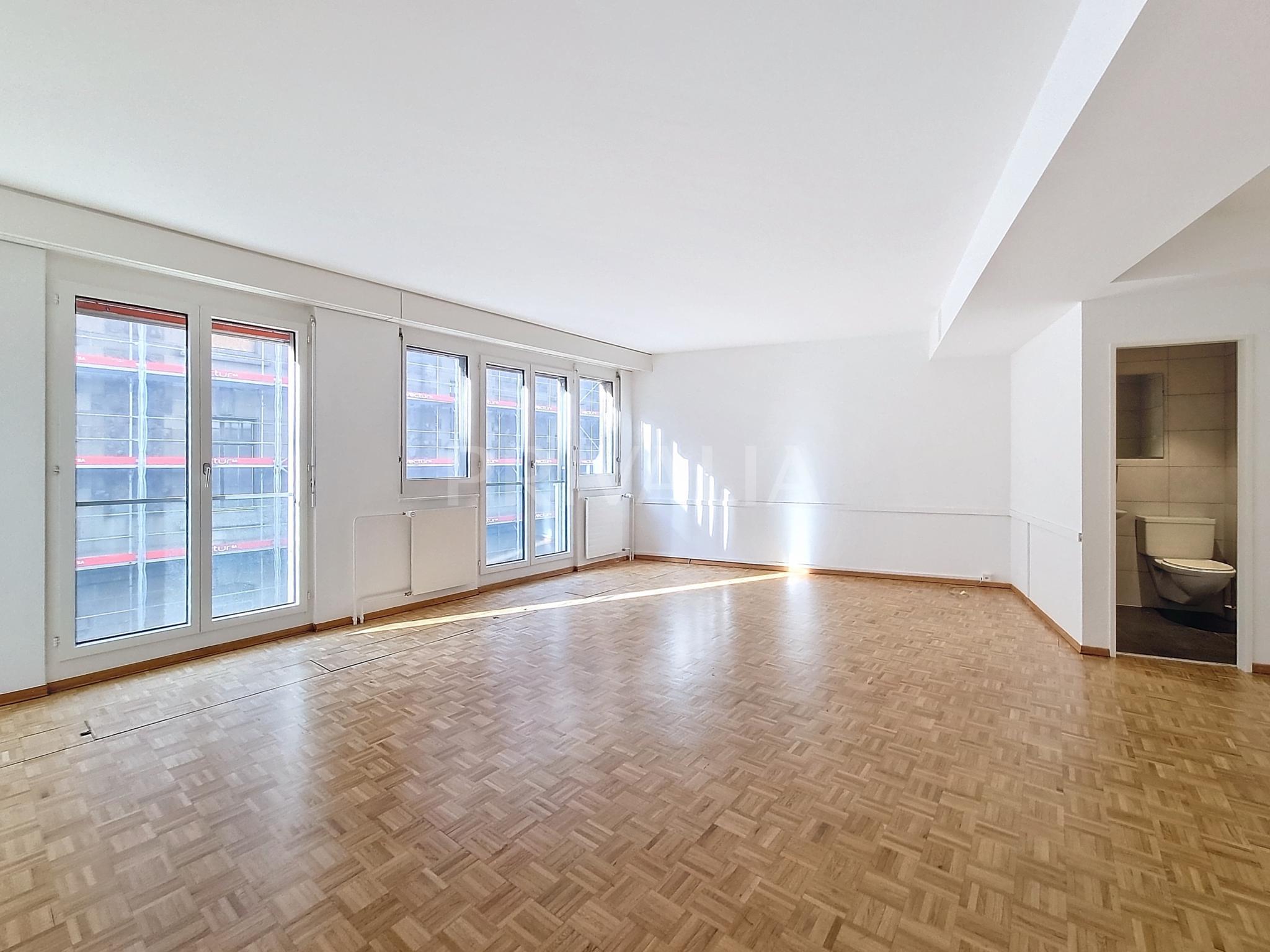 PrivaliaOffices to rent in the Eaux-Vives district