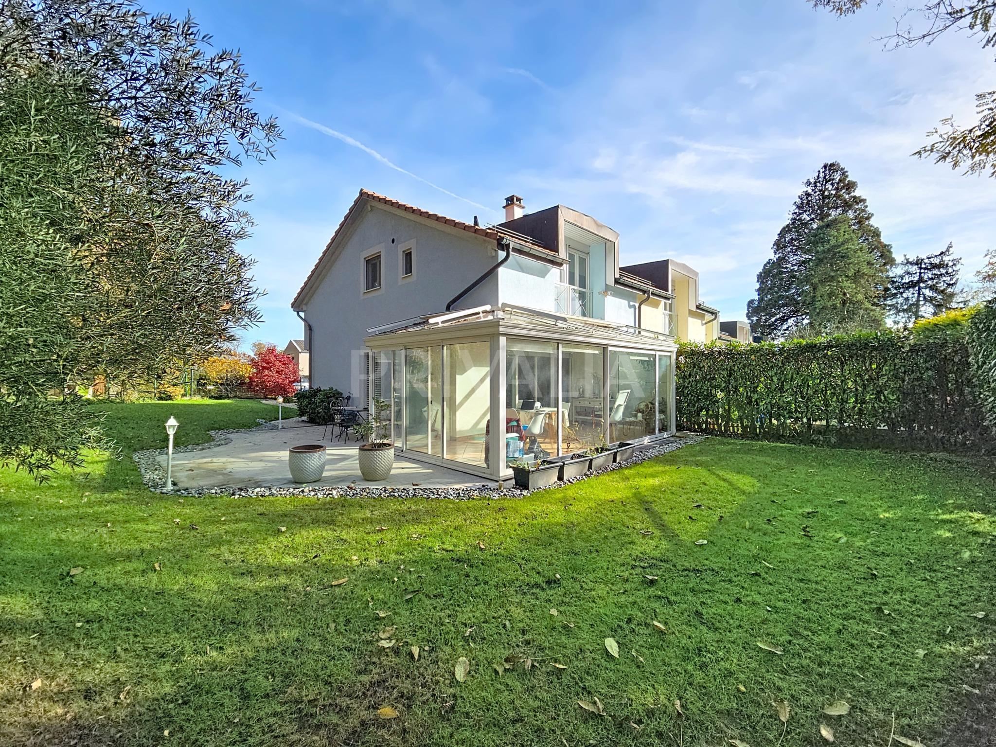 PrivaliaCharmante villa contiguë en pignon dans un quartier résidentiel