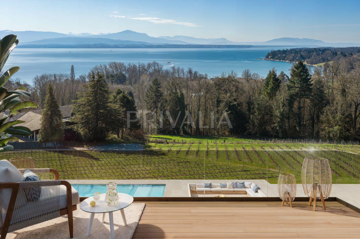 PrivaliaPropriété contemporaine d’exception avec vue panoramique sur le lac à Dully