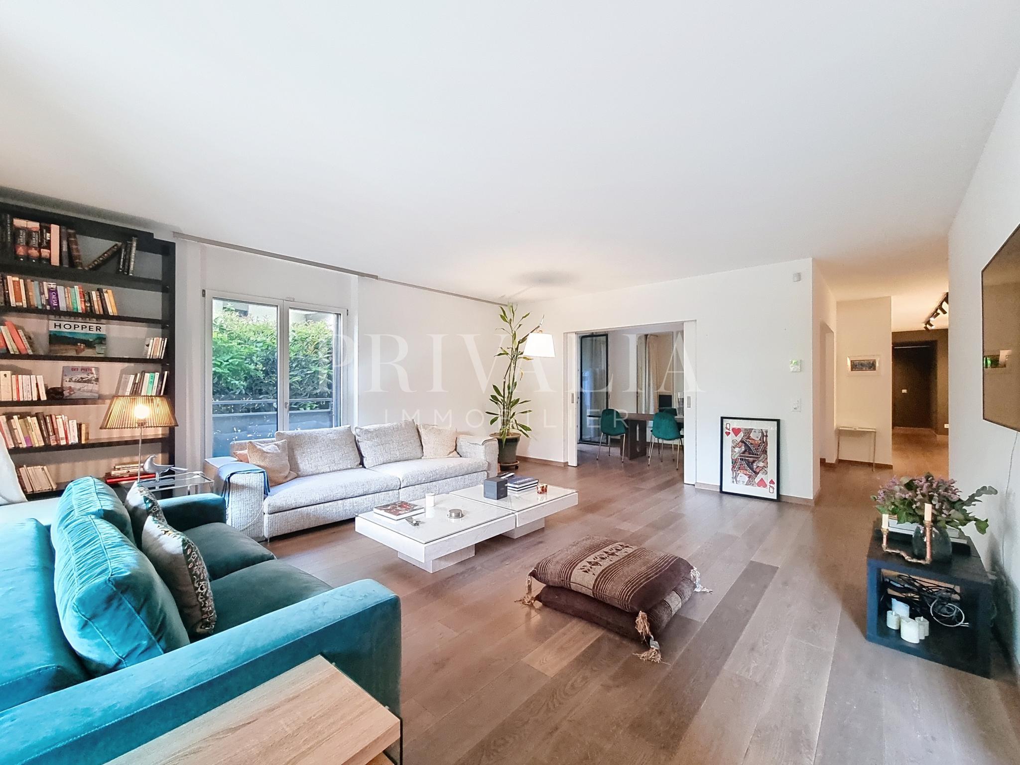 PrivaliaBeautiful contemporary furnished ground floor flat with terraces