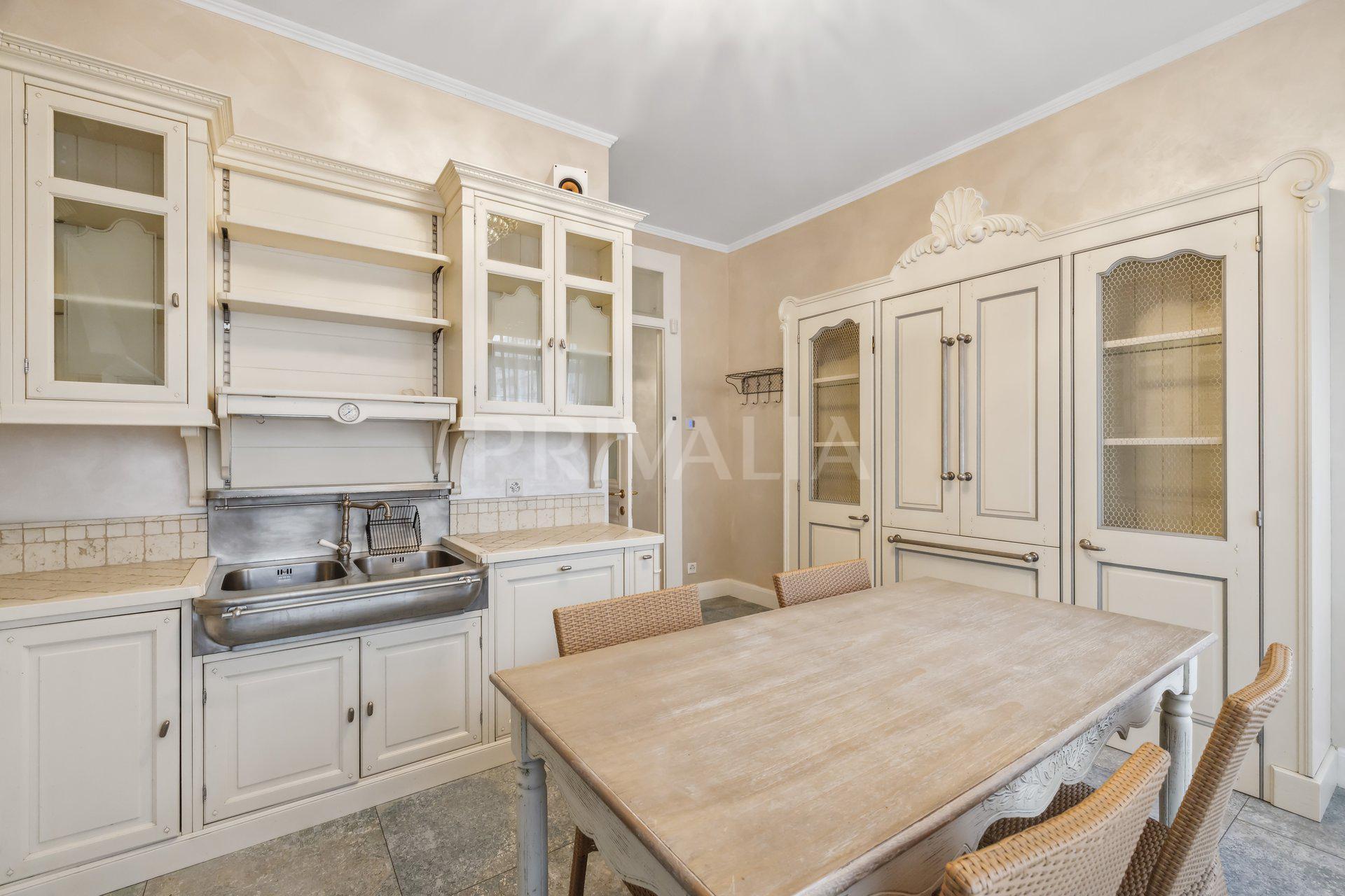 PrivaliaMagnifique appartement de standing sur la Rive Droite