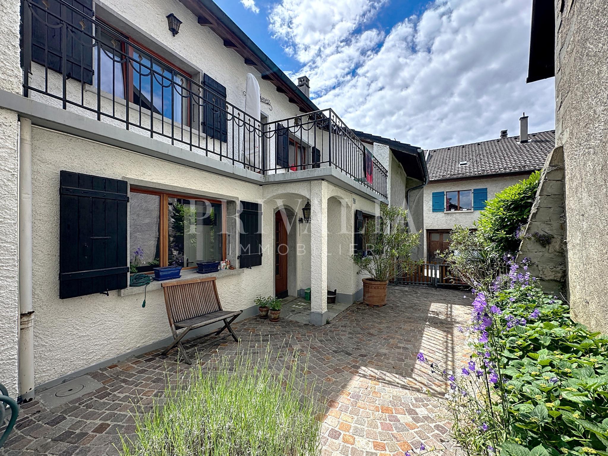 PrivaliaCharming furnished village house in the heart of the Geneva countryside