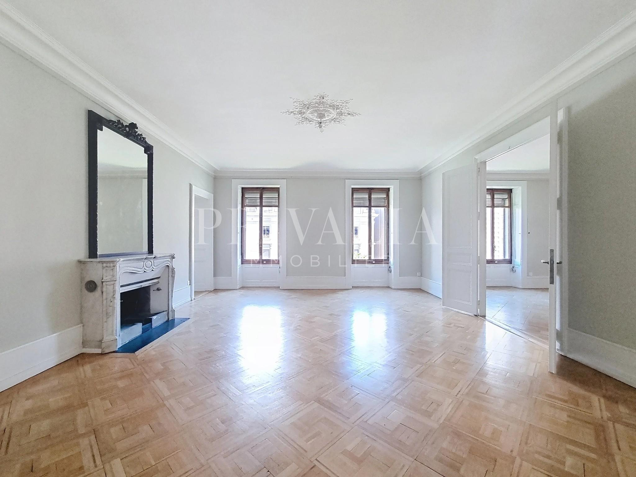 PrivaliaSplendide appartement de prestige dans le quartier de l’Eglise Russe