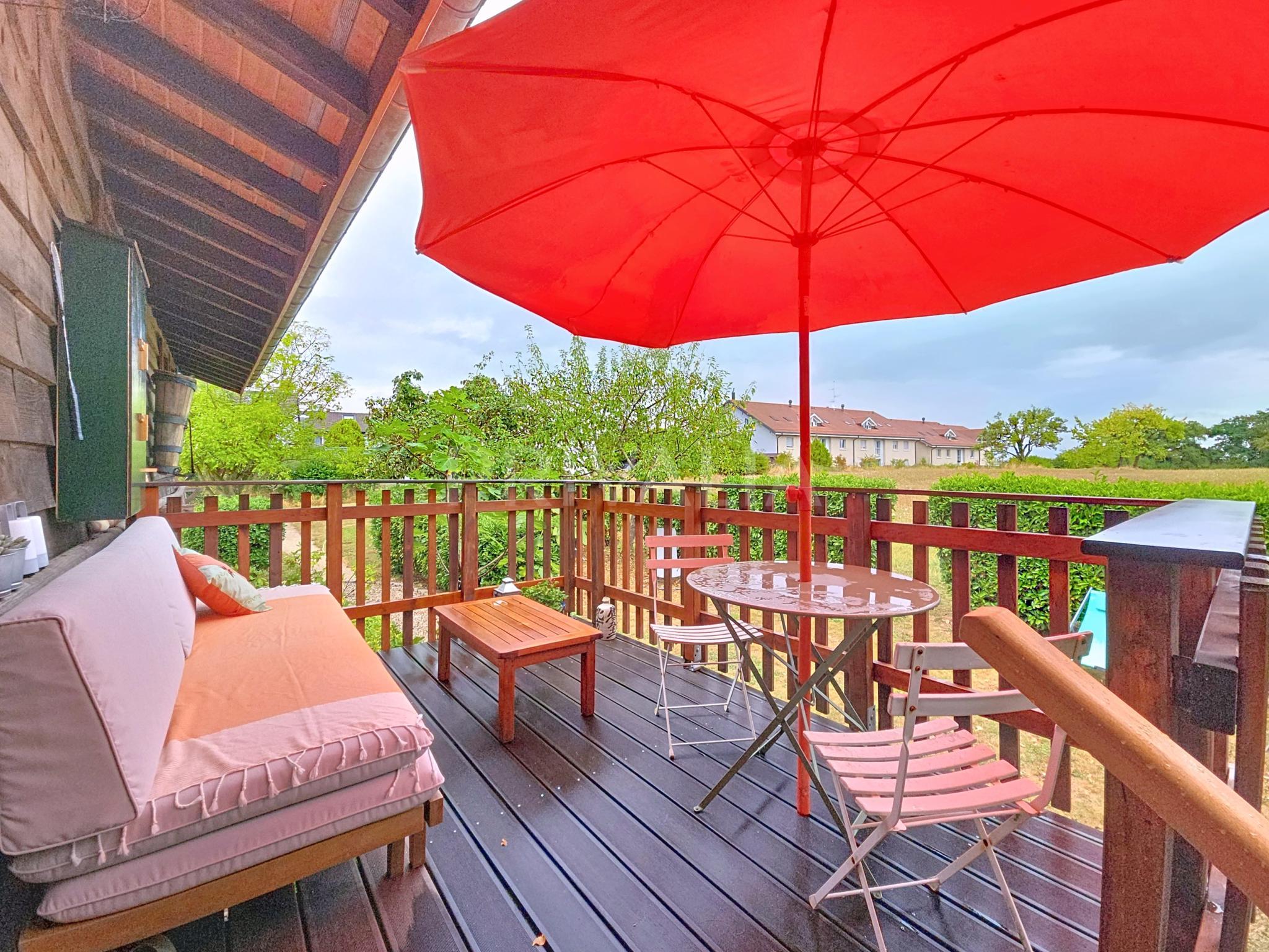 PrivaliaAppartement meublé de style loft au sein d’un corps de ferme avec terrasse et jardin