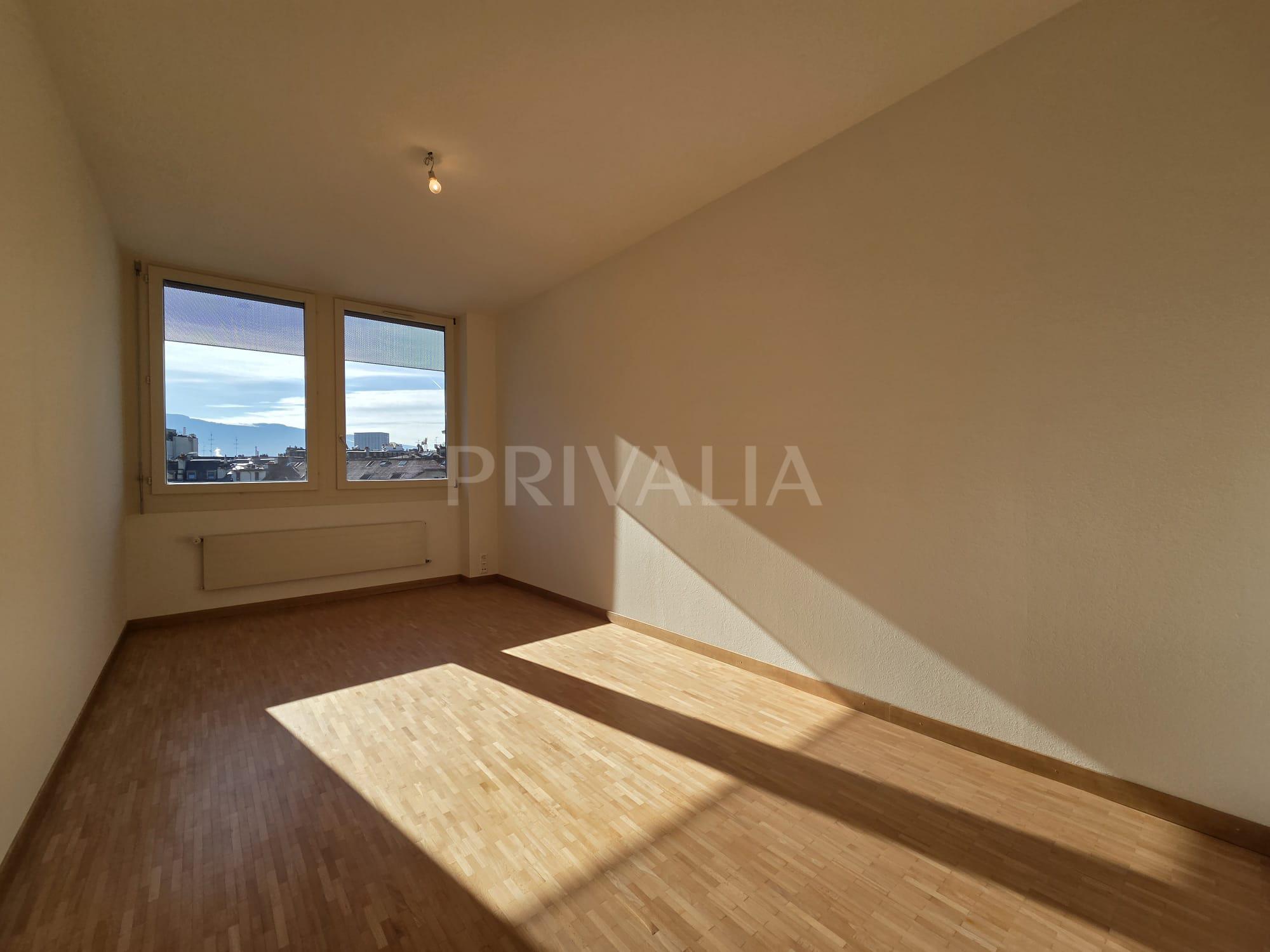 PrivaliaDuplex d&rsquo;exception avec terrasse panoramique en plein coeur du centre ville