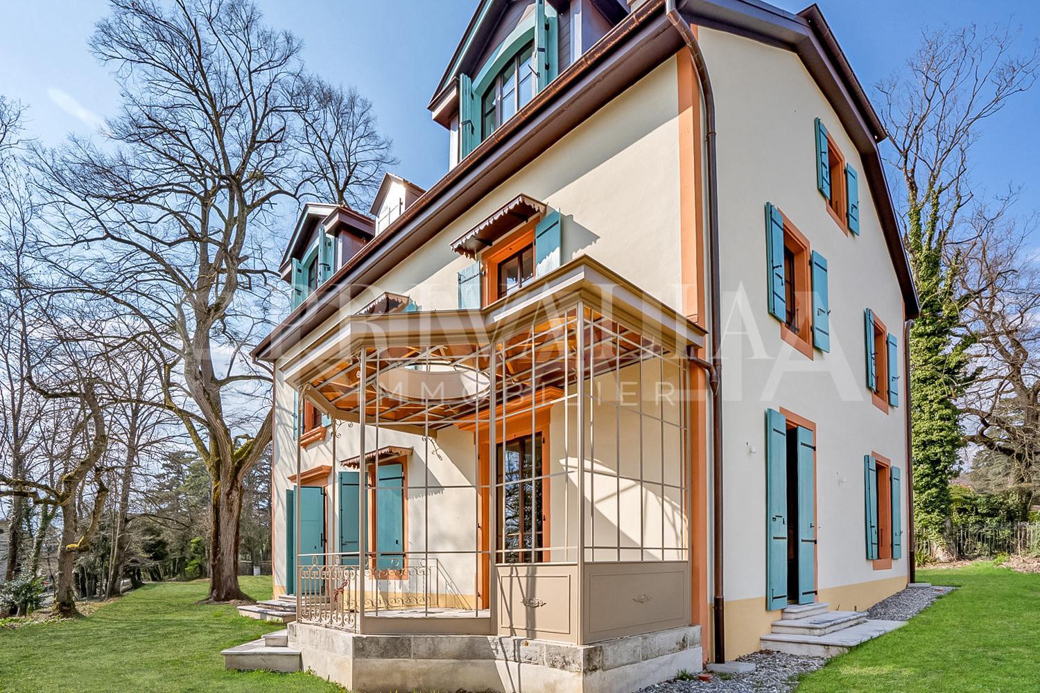 PrivaliaMagnificent 19th-century manor house