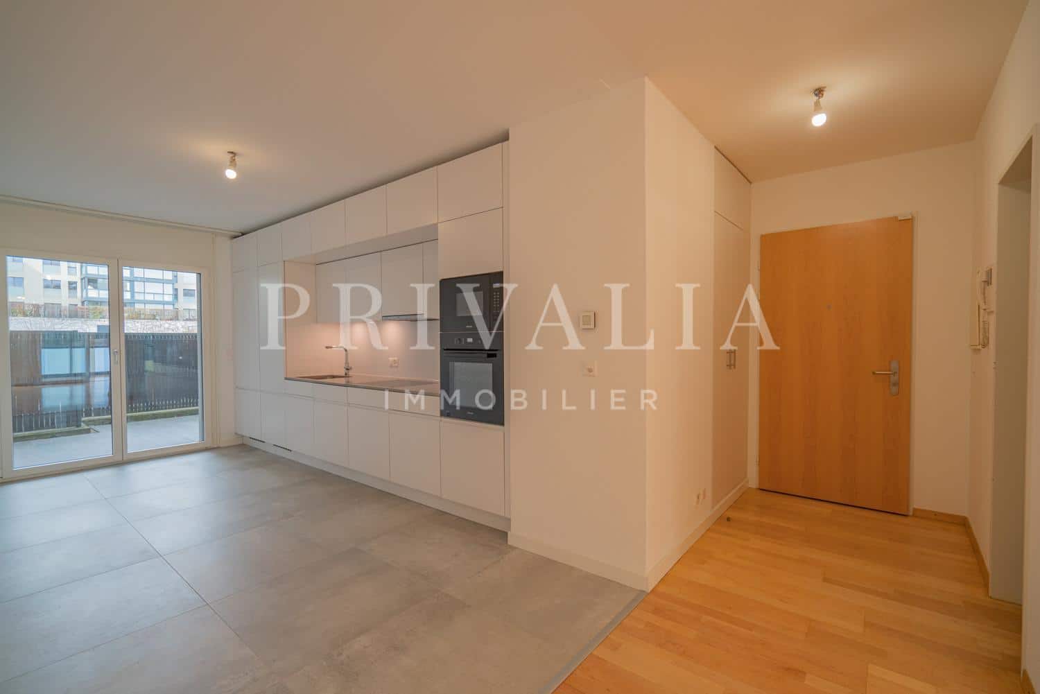 PrivaliaBeautiful apartment on the ground floor with garden in a secure residence